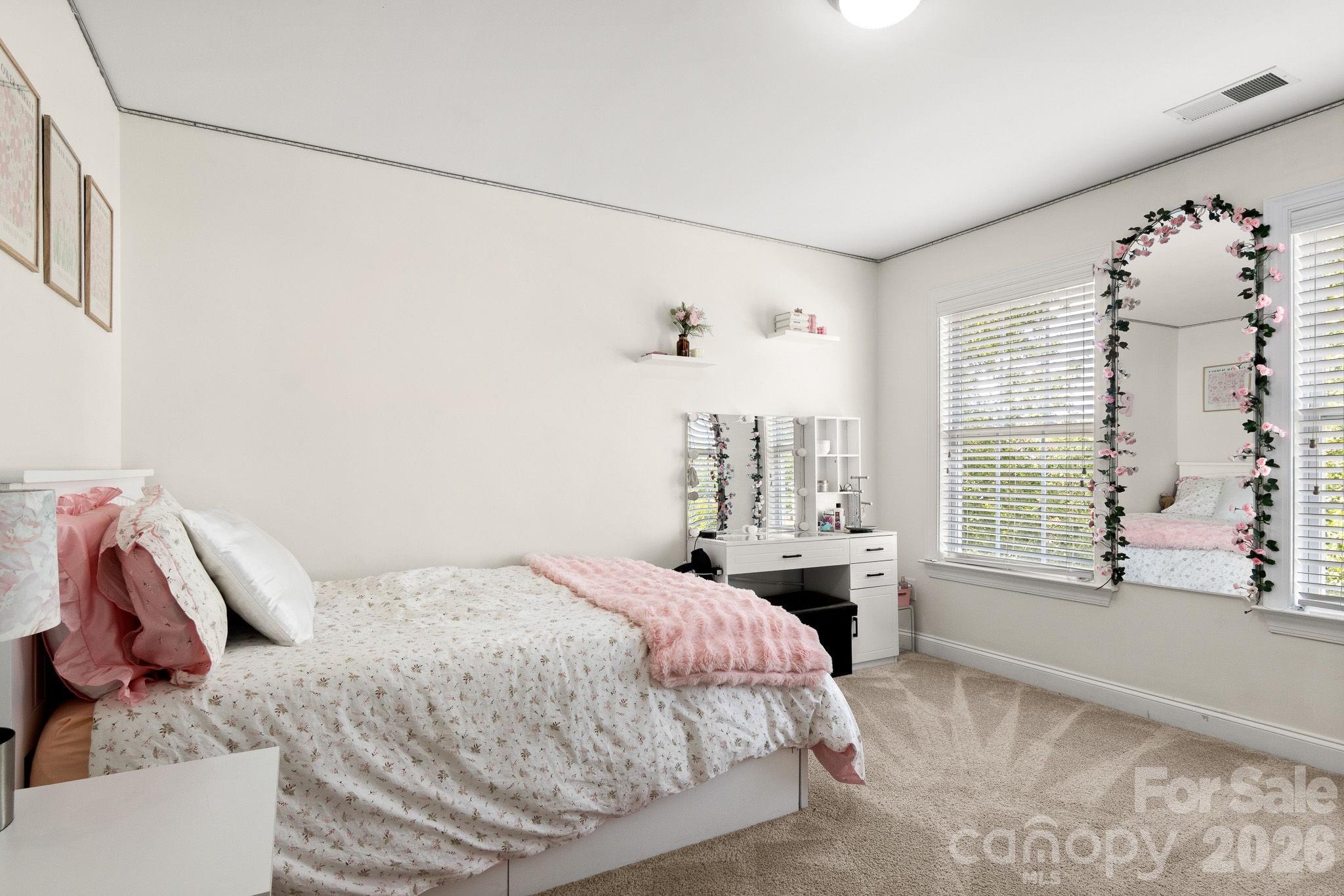 4431 Sunset Rose Drive Property Photo 32