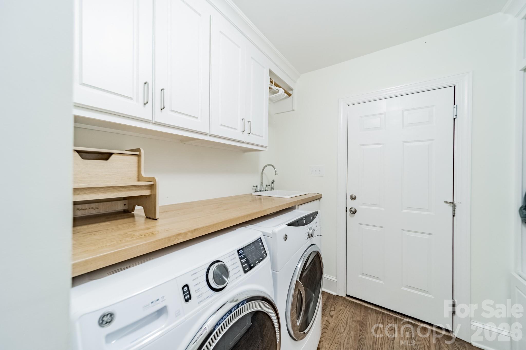 3821 Silver Bell Drive Property Photo 18