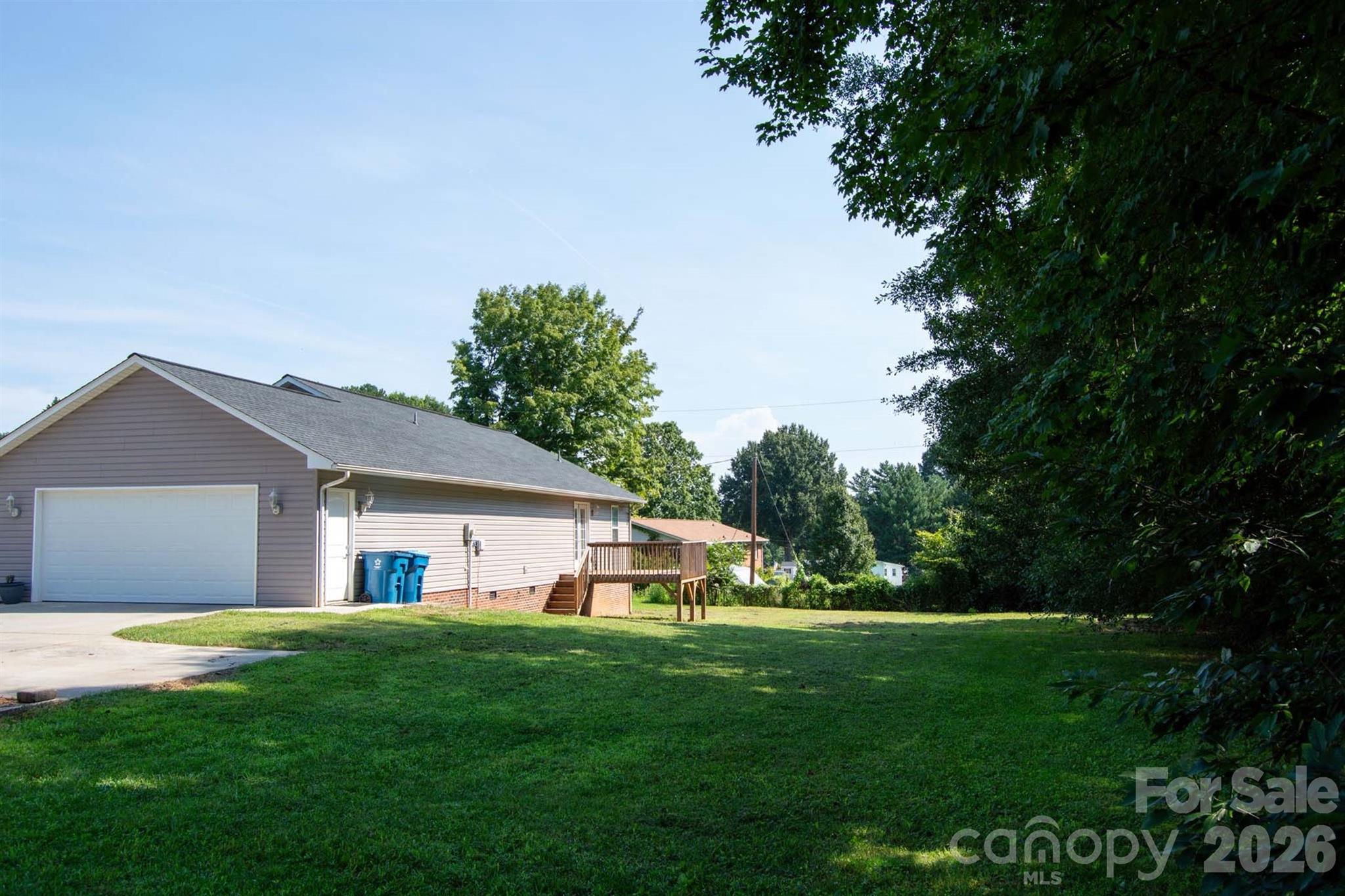 2422 23rd Street Drive Property Photo 4