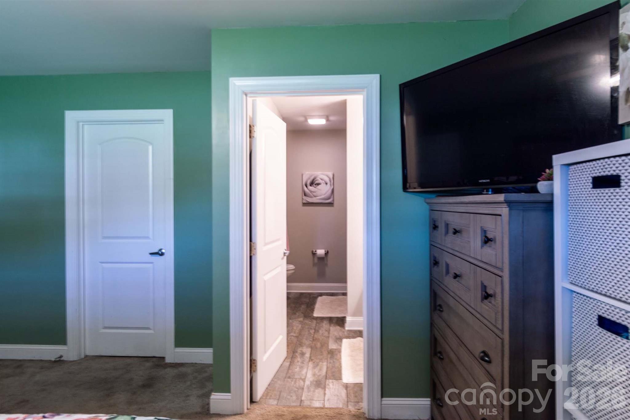 2422 23rd Street Drive Property Photo 23
