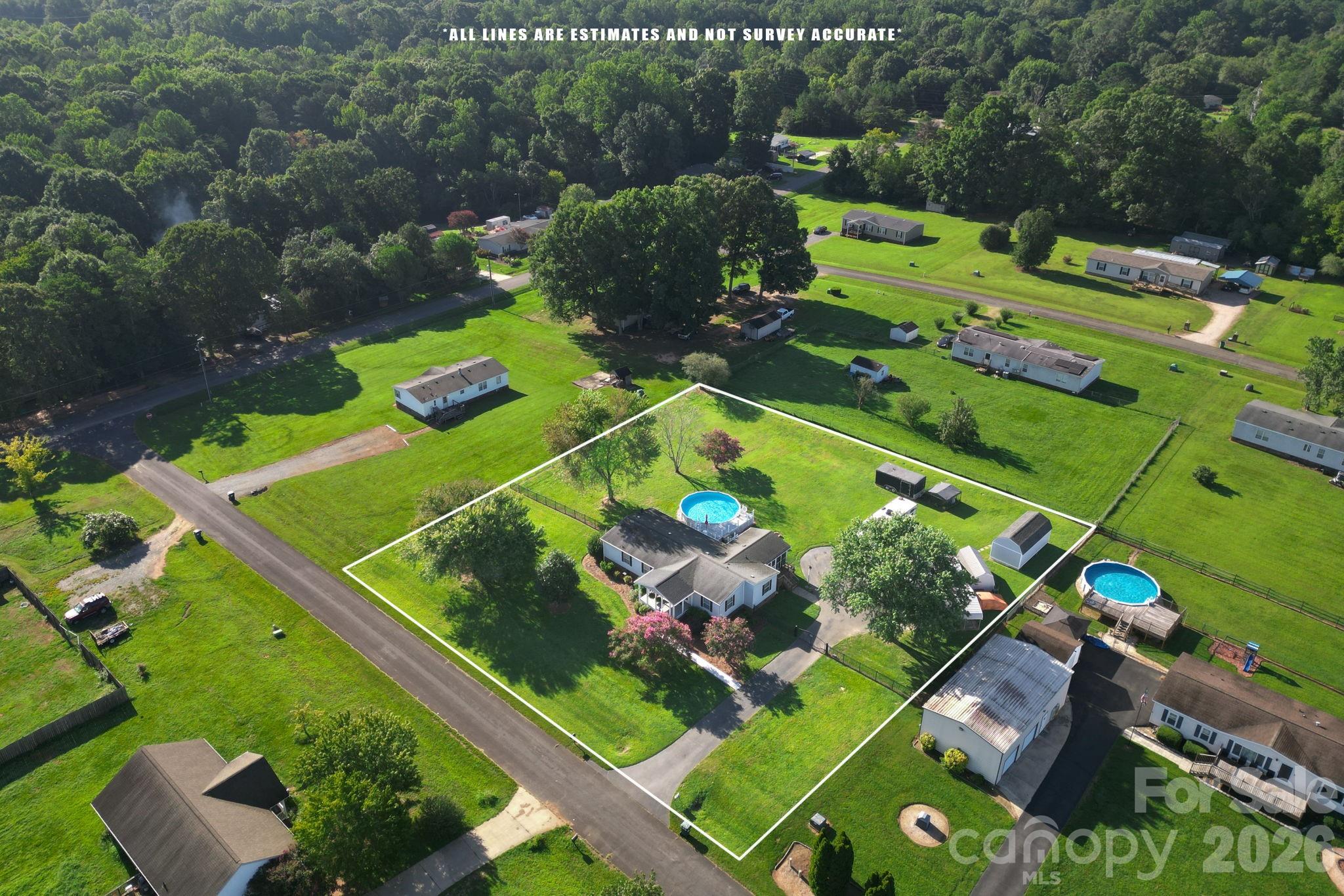 135 Willow Leaf Court Property Photo 2