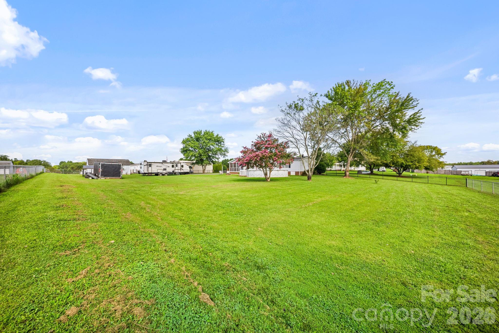 135 Willow Leaf Court Property Photo 23