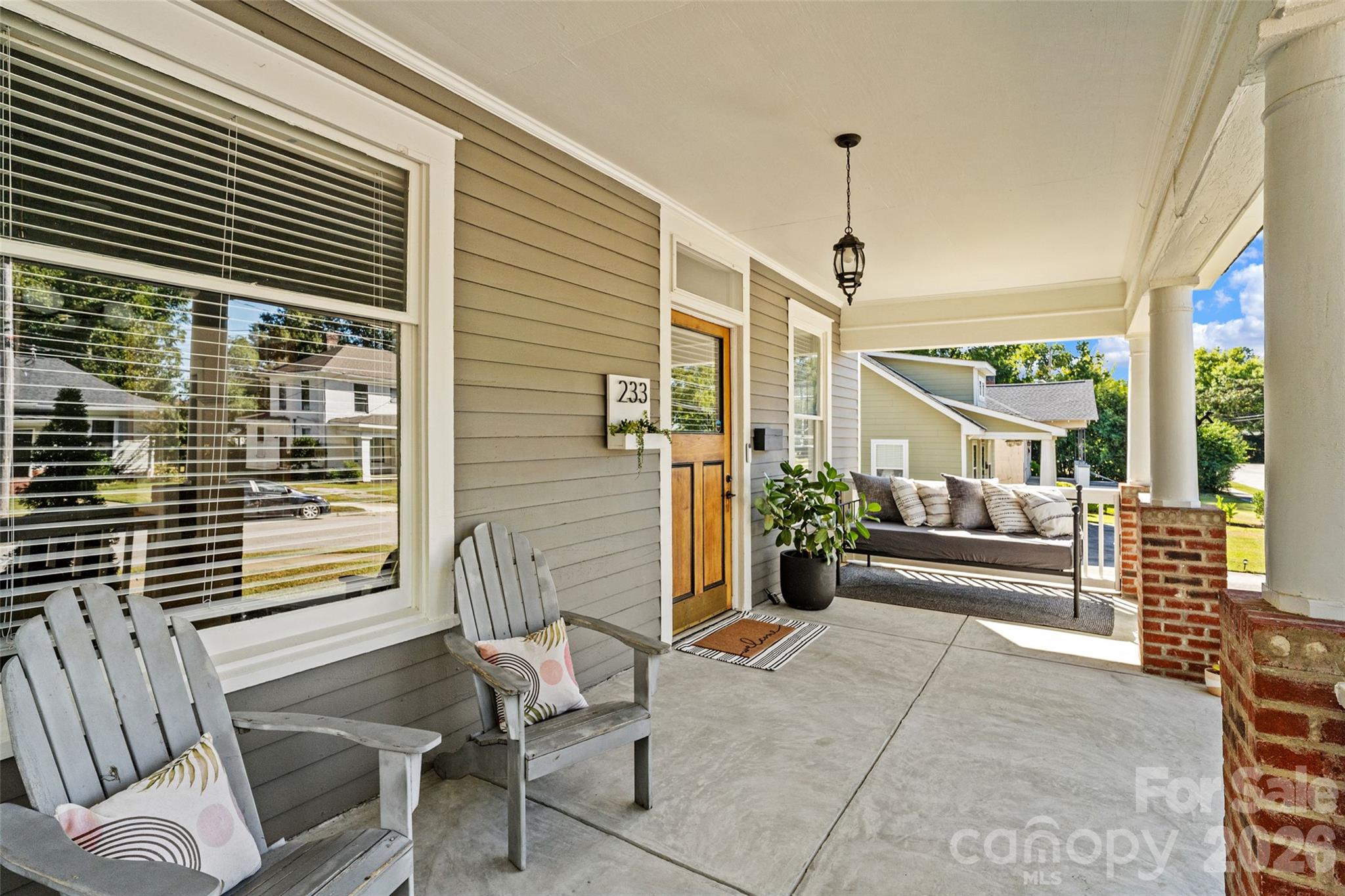 233 Marion Street Property Photo 2