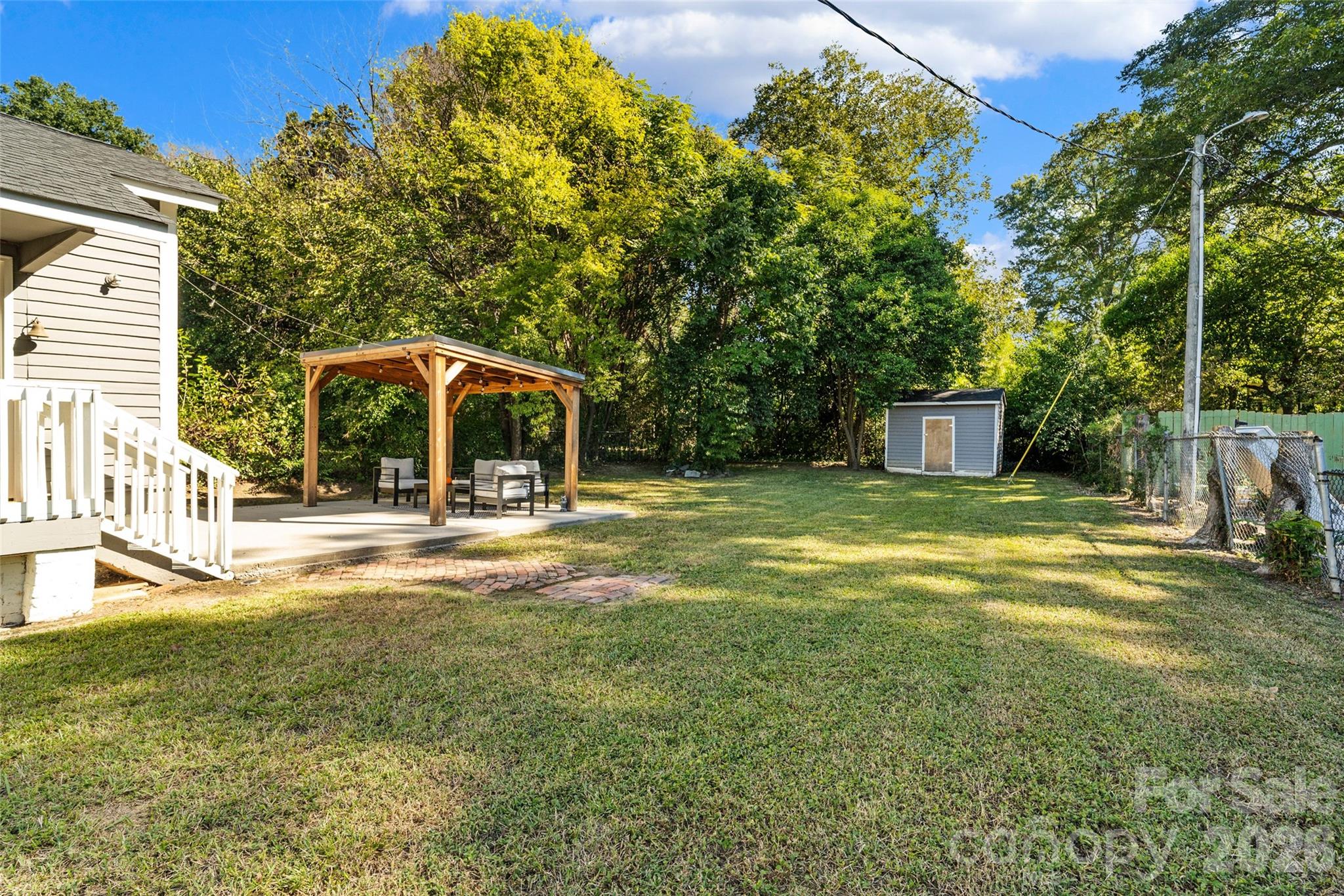 233 Marion Street Property Photo 37