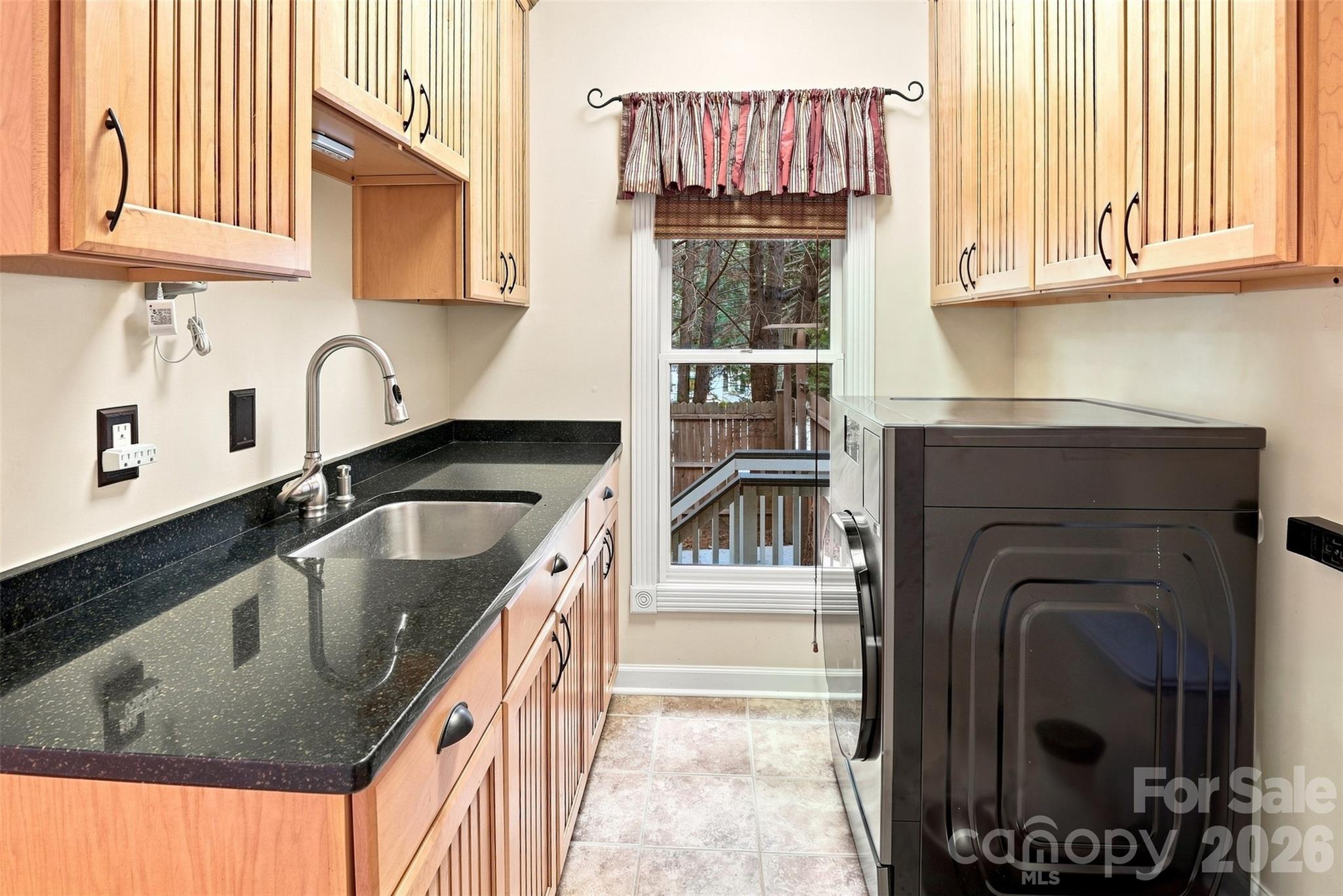 3911 Acacia Road Property Photo 26