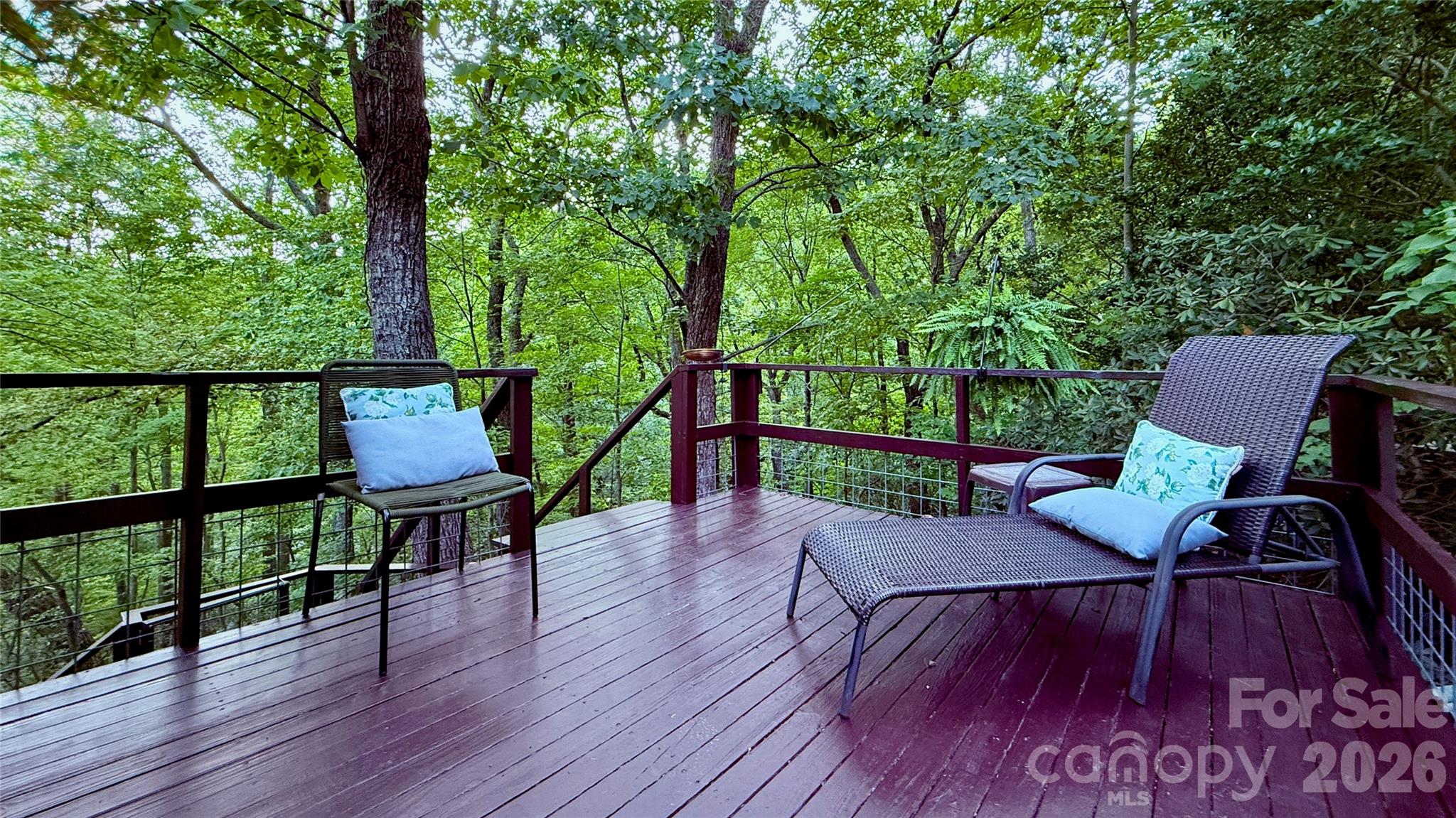 12 E Park Drive Property Photo 4