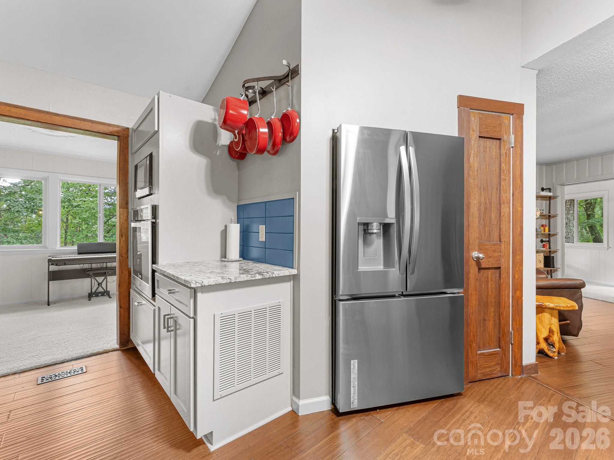12 E Park Drive Property Photo 14