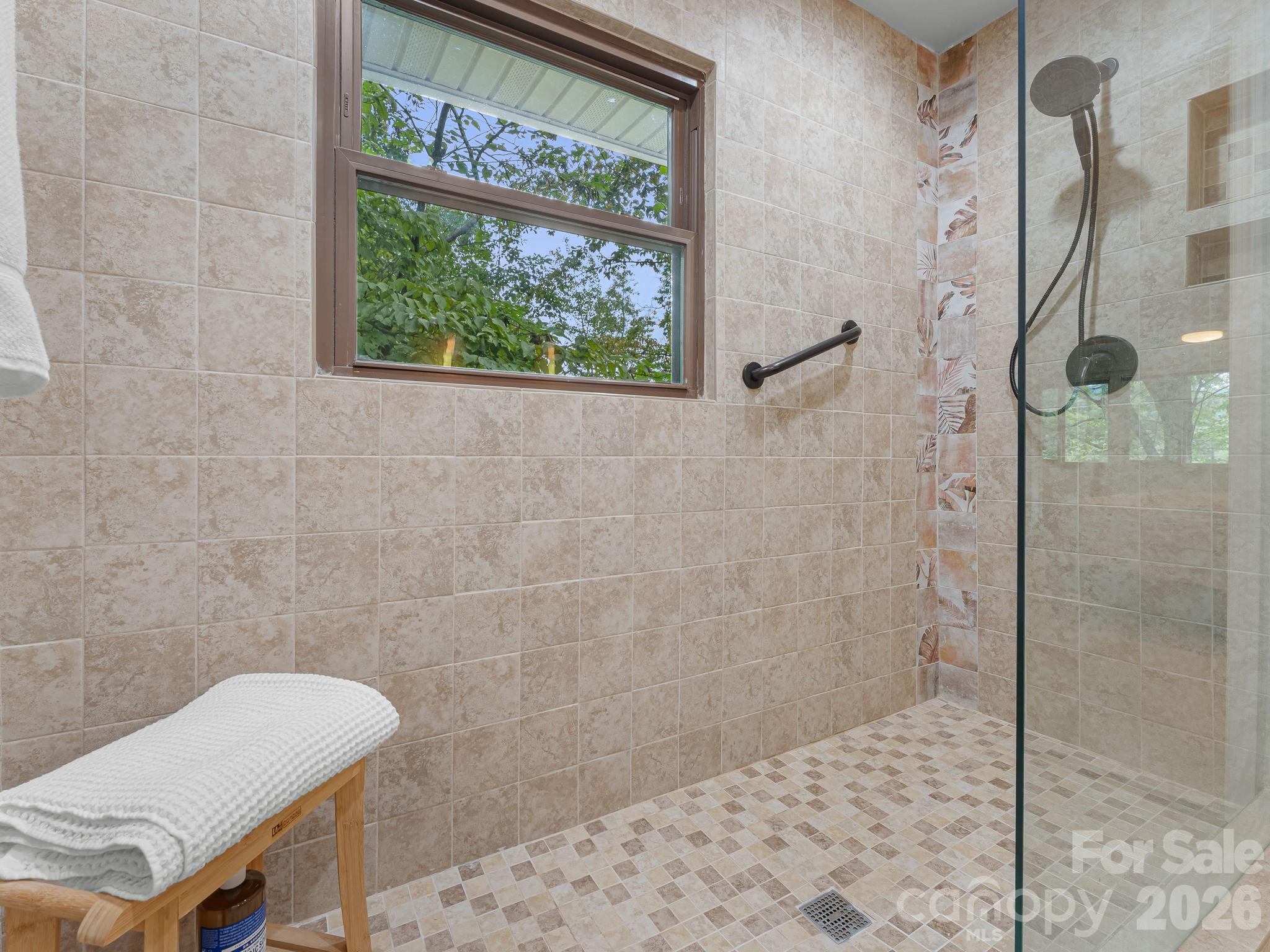 12 E Park Drive Property Photo 27