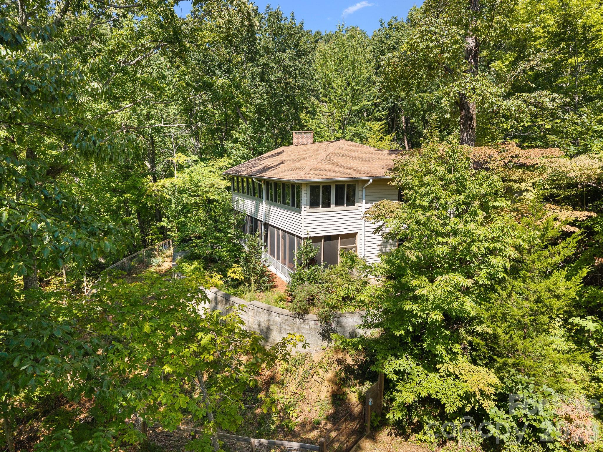 12 E Park Drive Property Photo 29