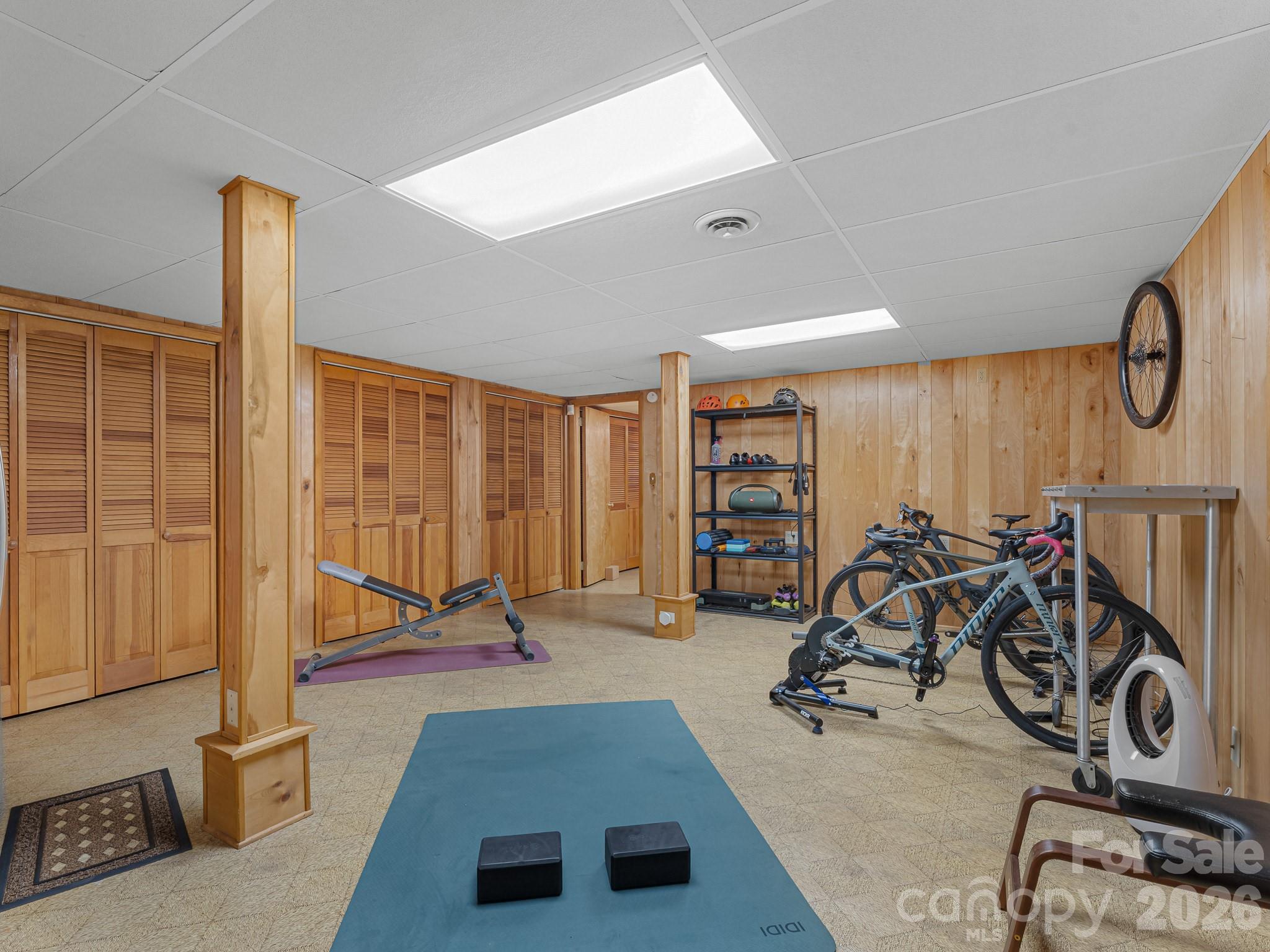 12 E Park Drive Property Photo 35