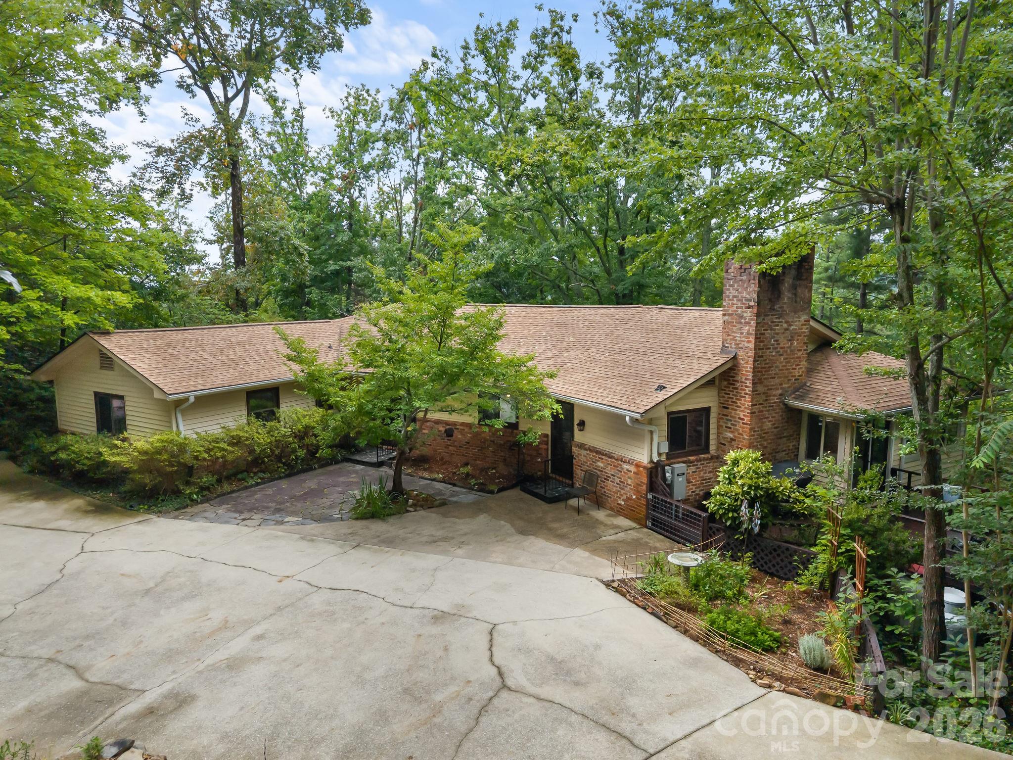 12 E Park Drive Property Photo 41