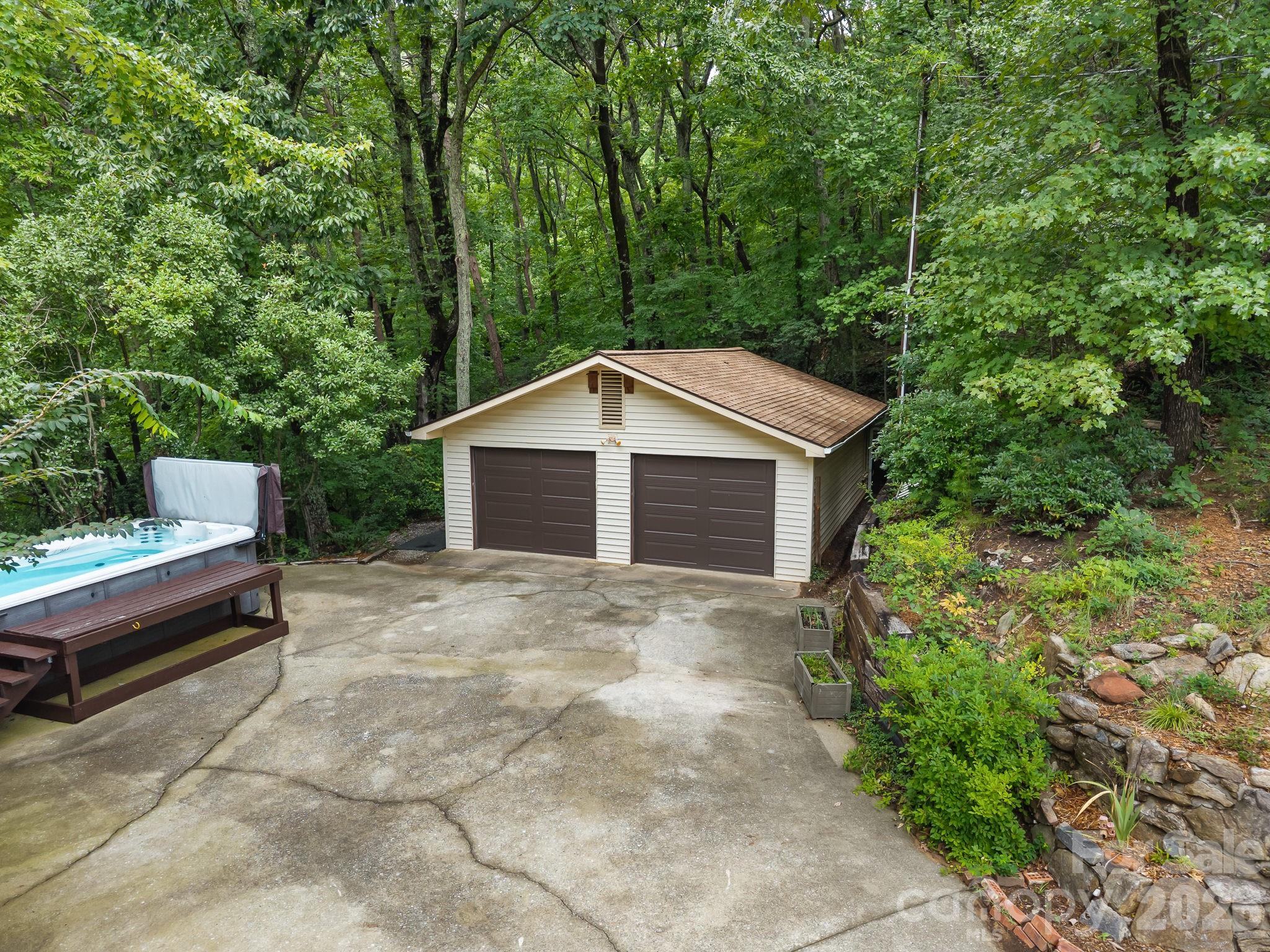 12 E Park Drive Property Photo 44