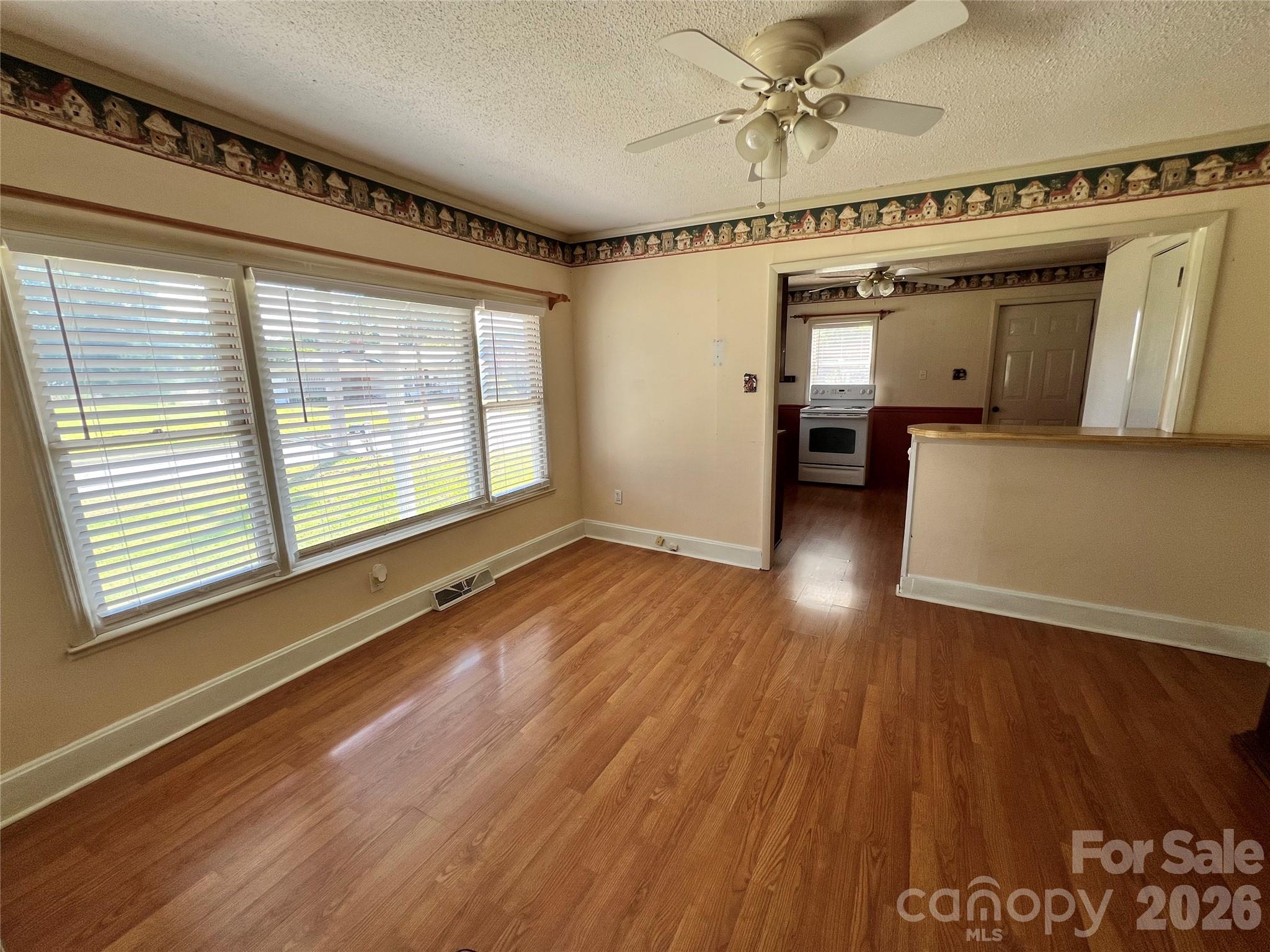 443 Smith Street Property Photo 11