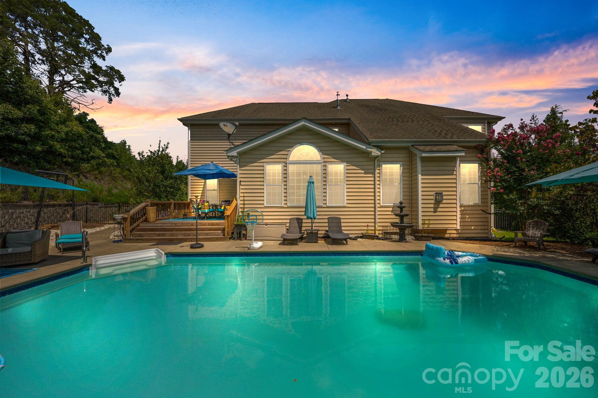 5233 Firebrick Lane Property Photo 2