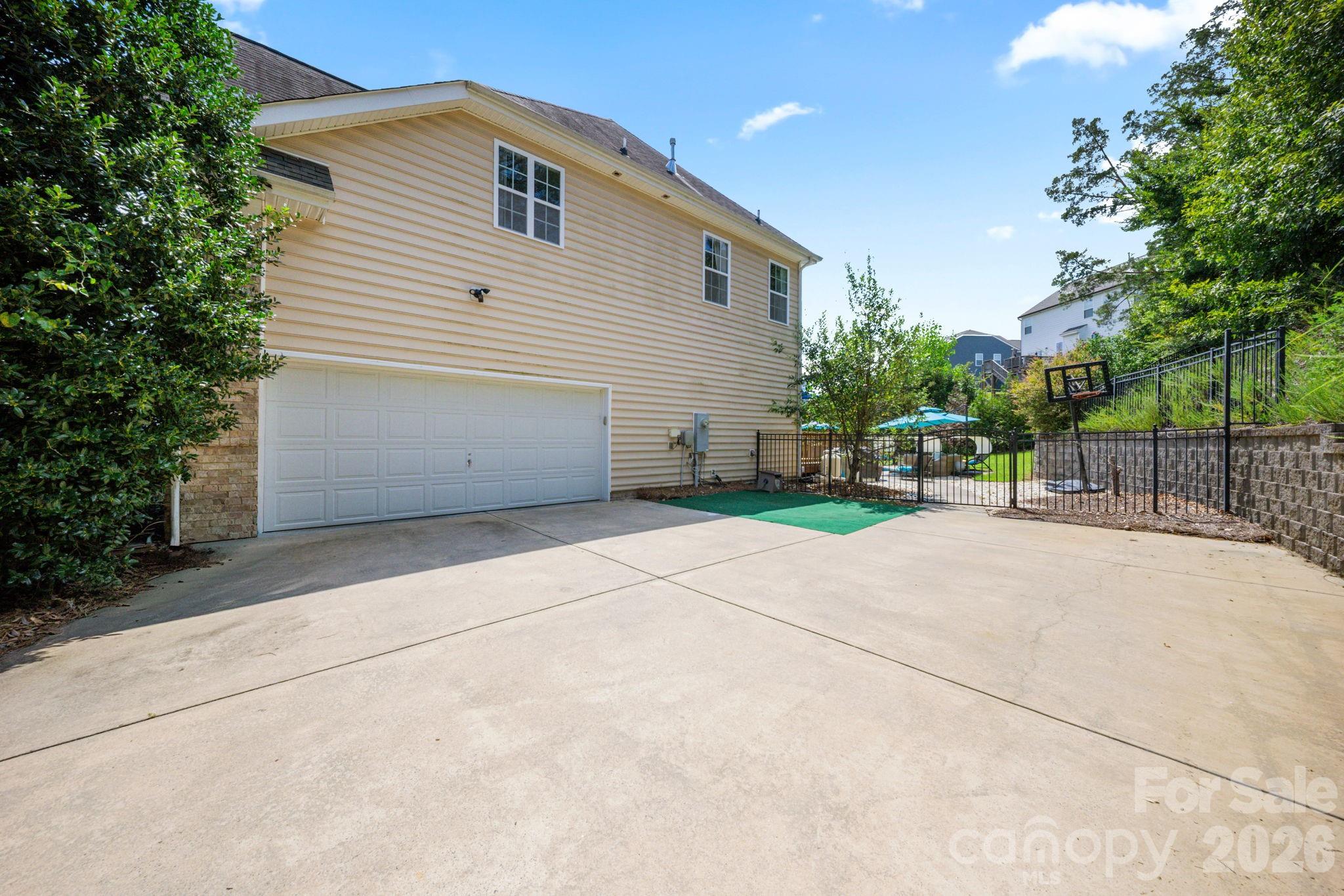5233 Firebrick Lane Property Photo 44