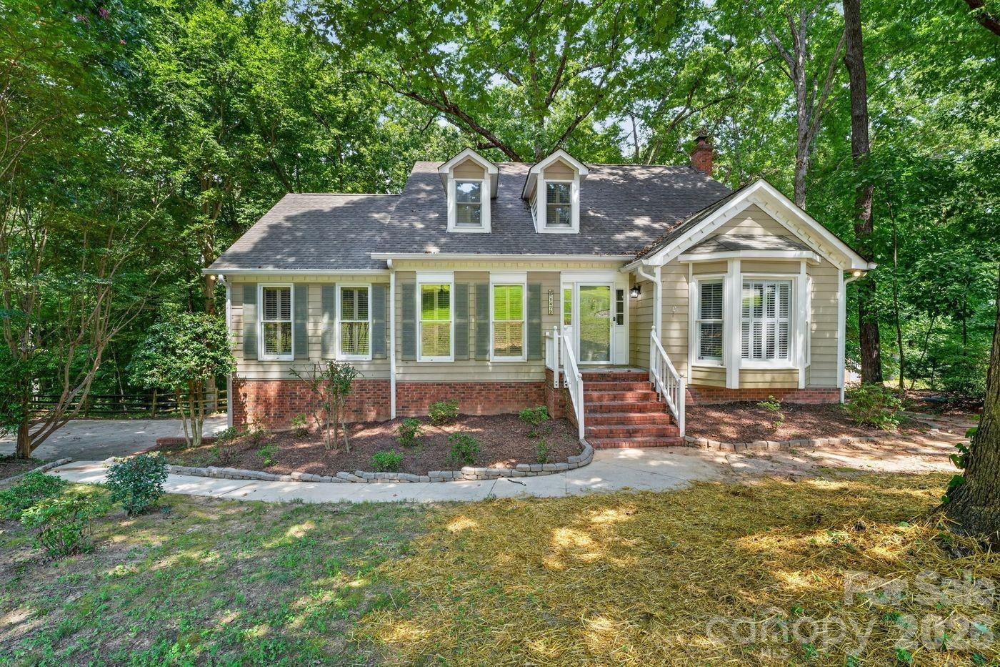 1472 Old Tara Lane Property Photo 1