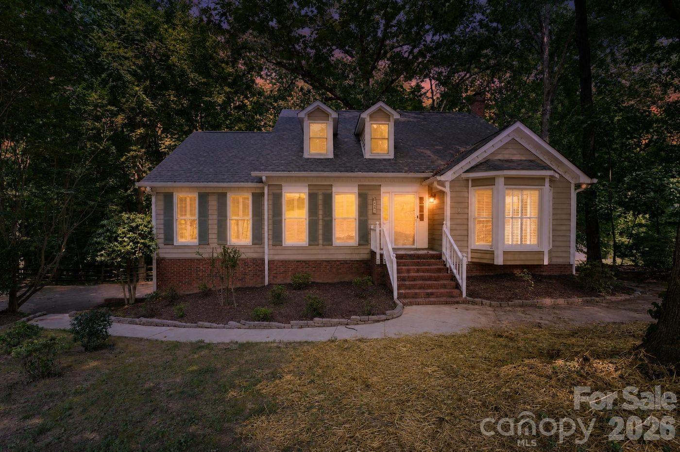 1472 Old Tara Lane Property Photo 2