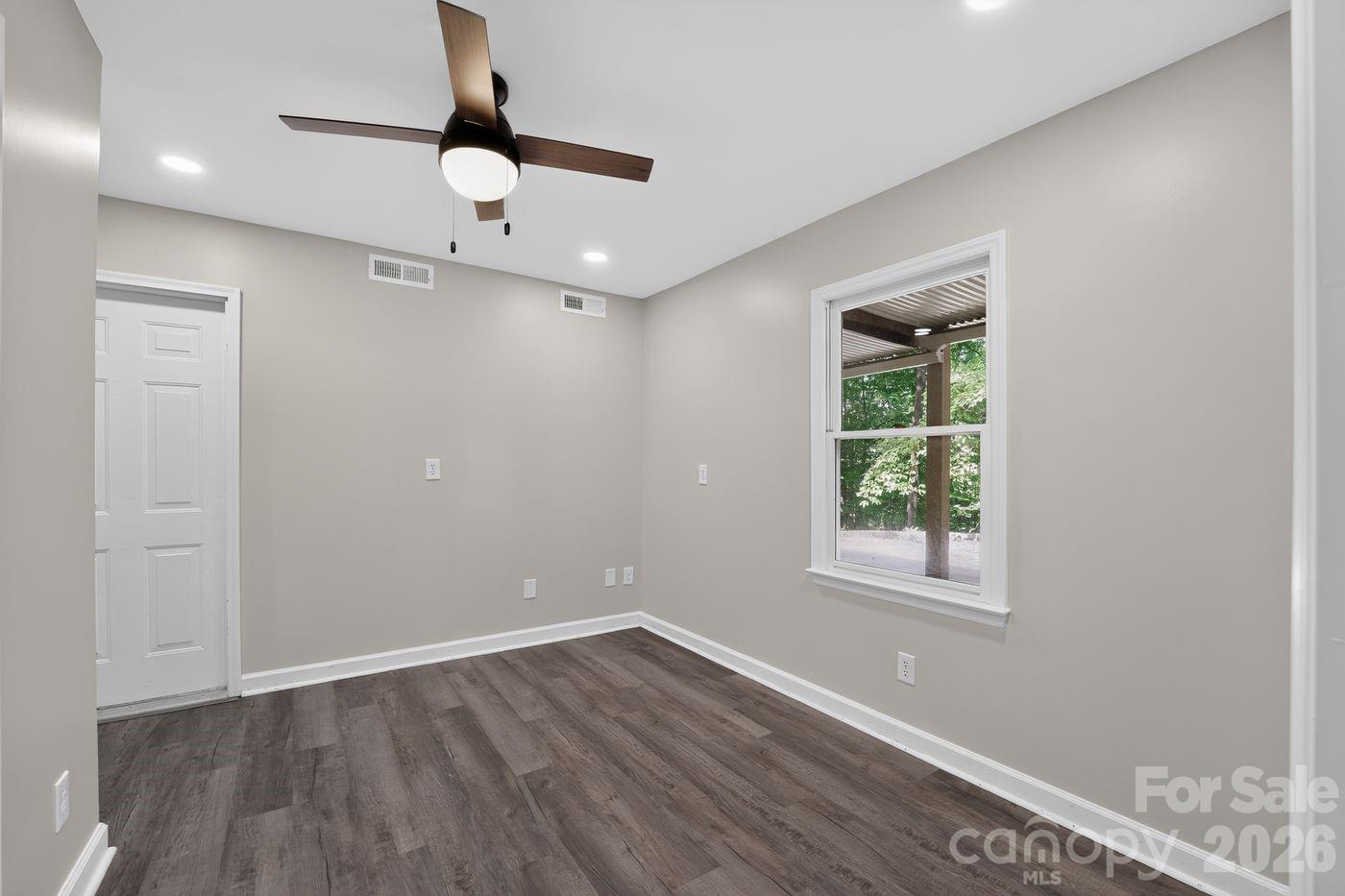 1472 Old Tara Lane Property Photo 11