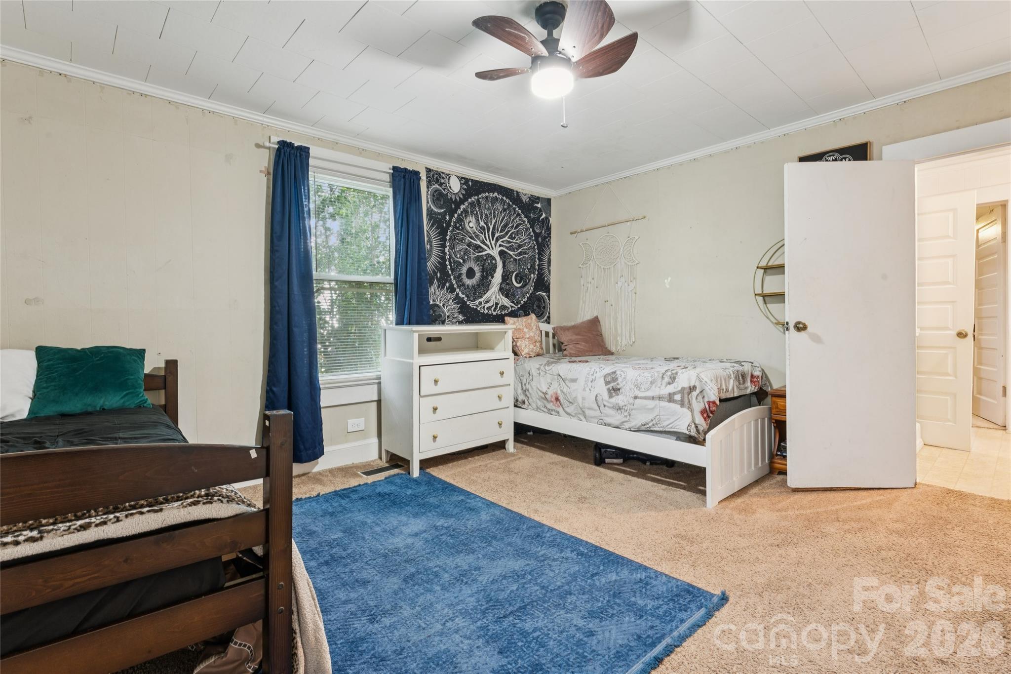 706 S Main Street Property Photo 18