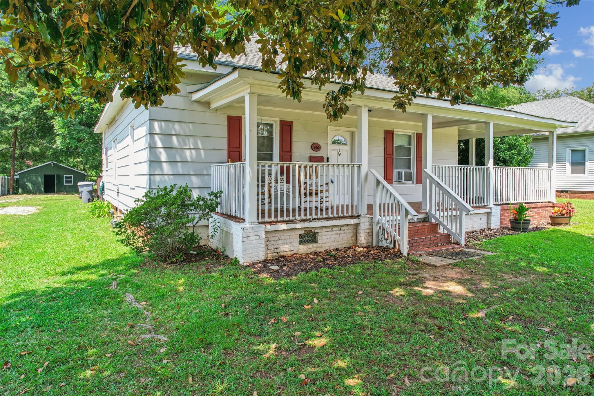 706 S Main Street Property Photo 38