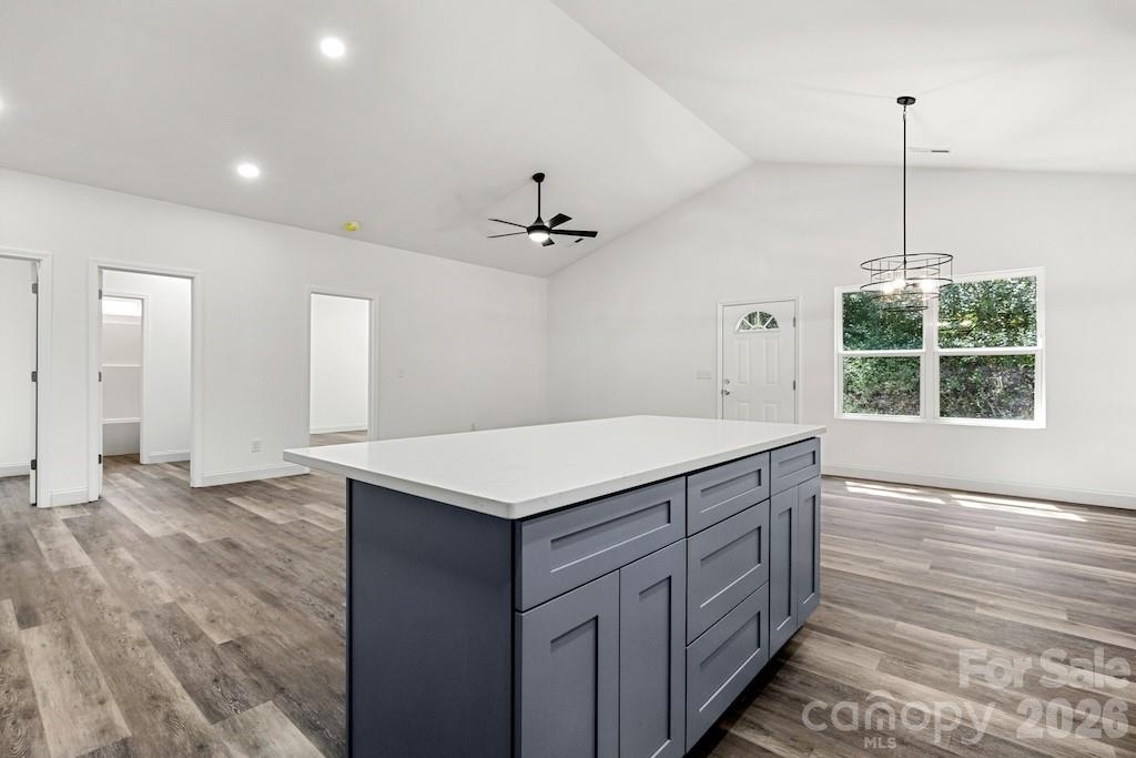 503 E Dunlap Street Property Photo 6