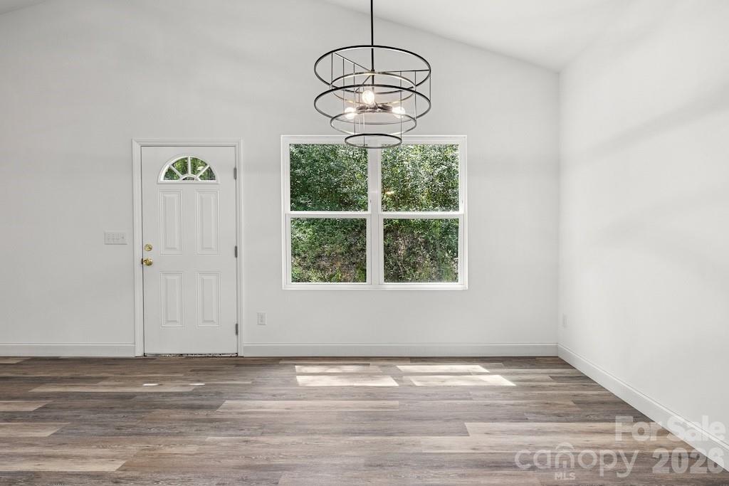 503 E Dunlap Street Property Photo 12
