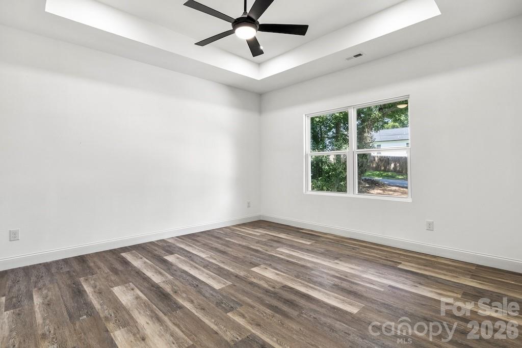 503 E Dunlap Street Property Photo 15