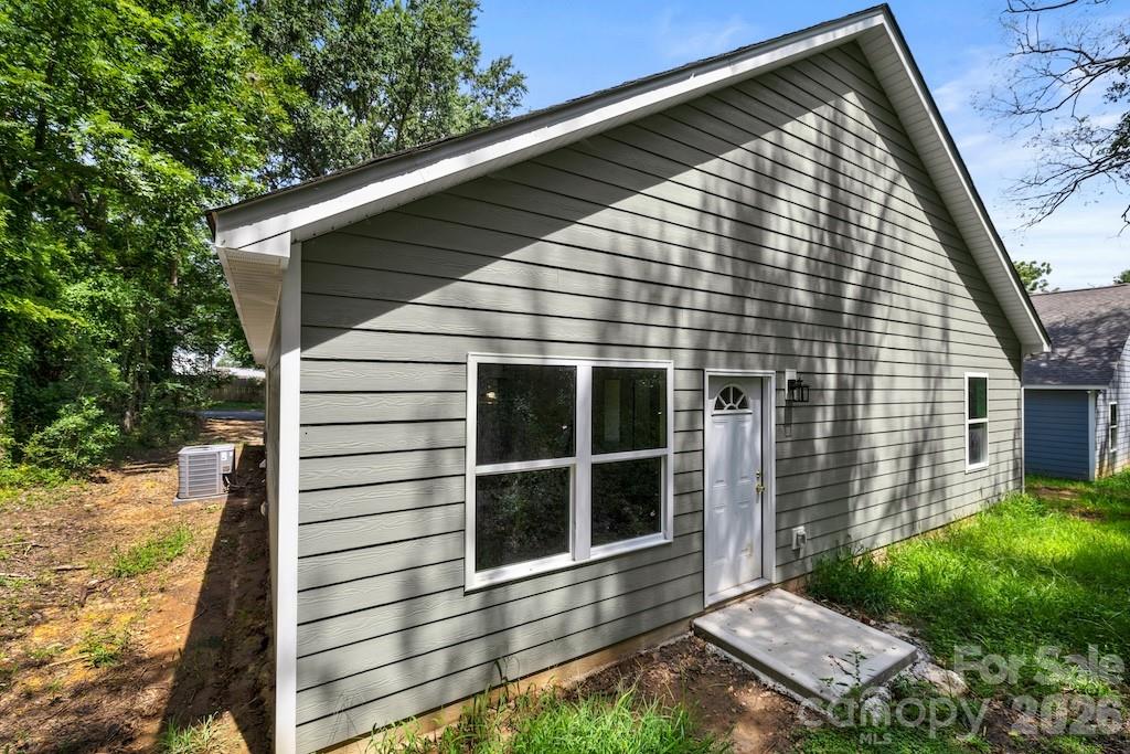 503 E Dunlap Street Property Photo 29
