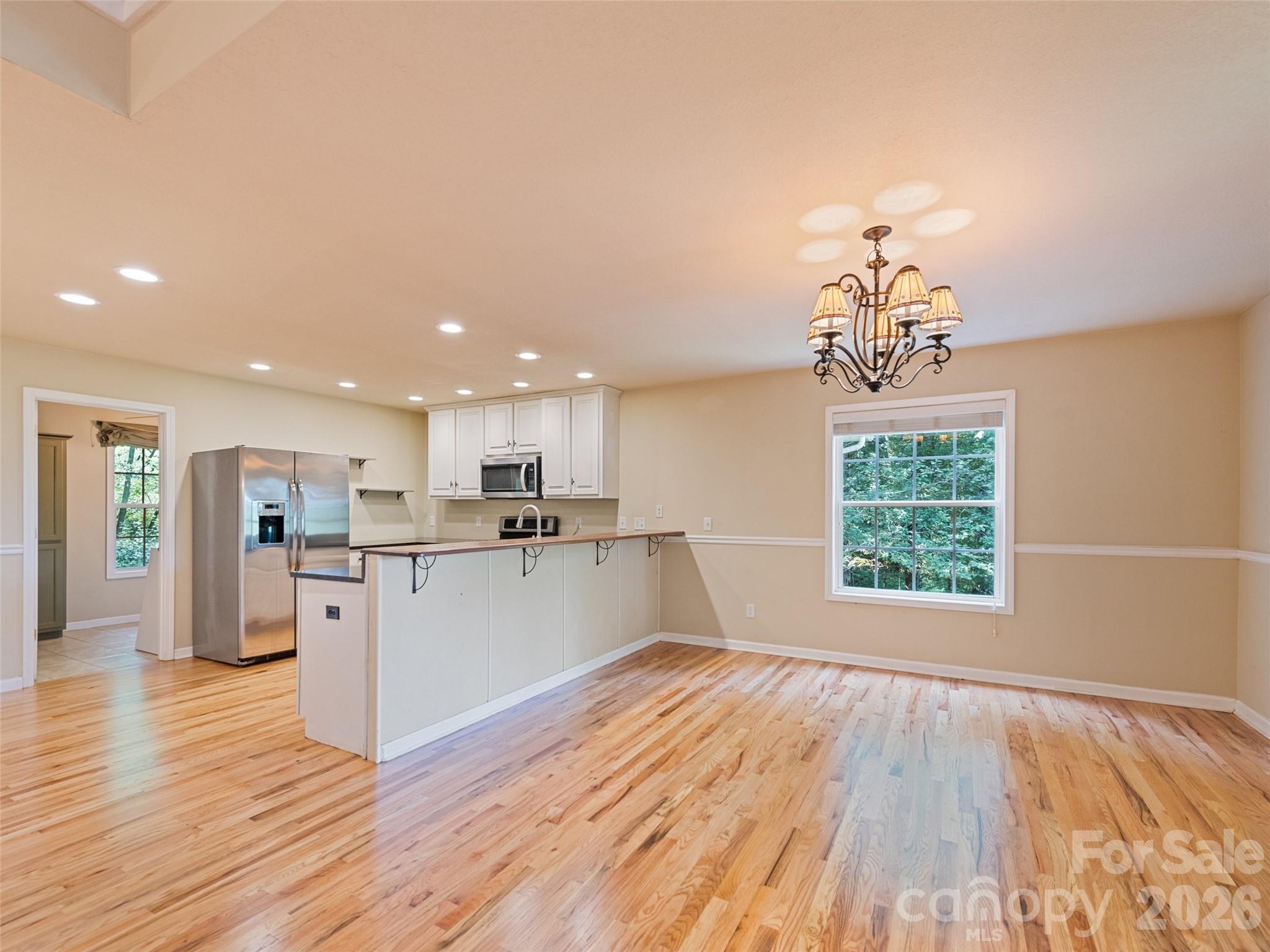 154 Presidential Drive Property Photo 19