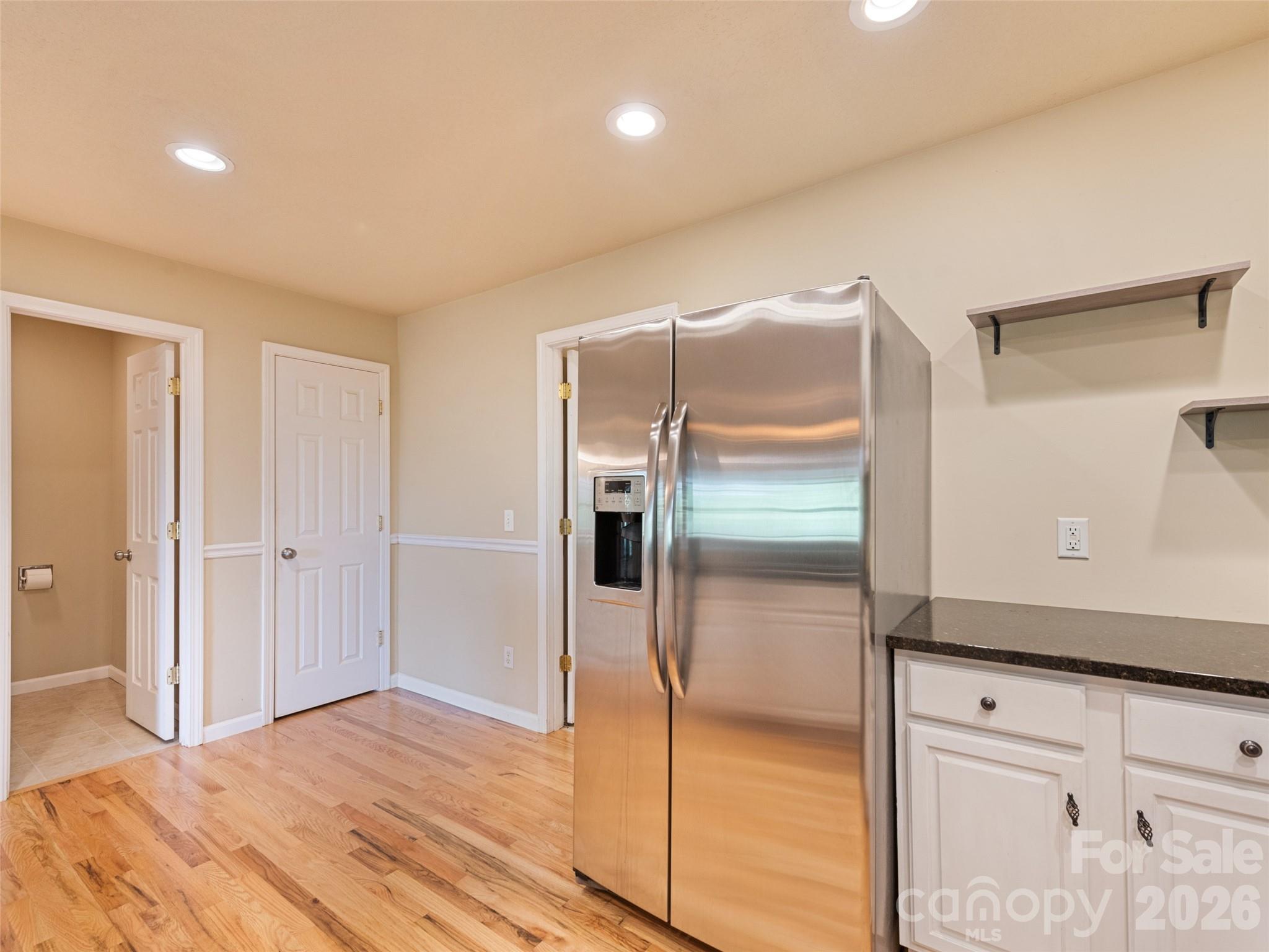 154 Presidential Drive Property Photo 26