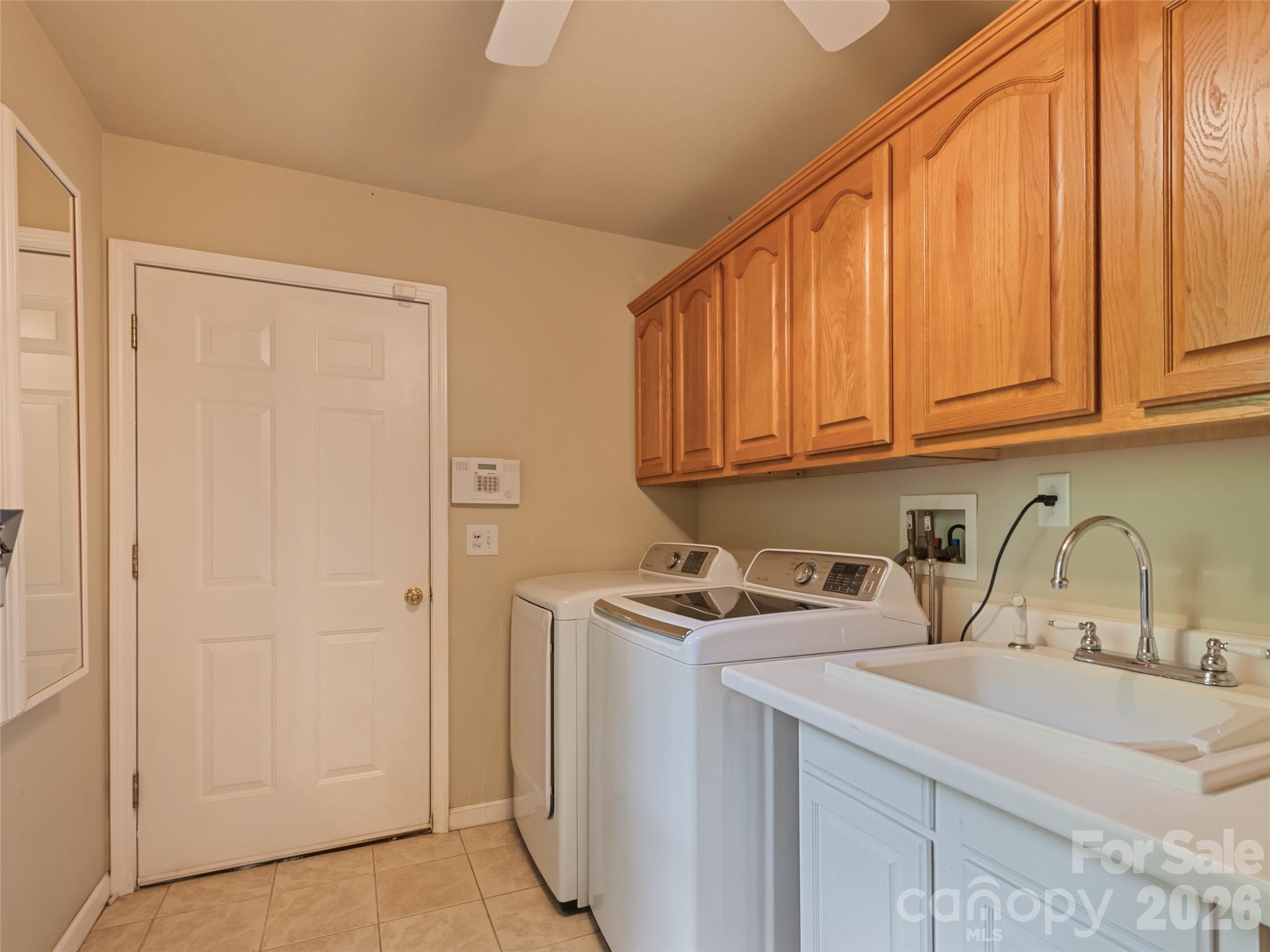 154 Presidential Drive Property Photo 28