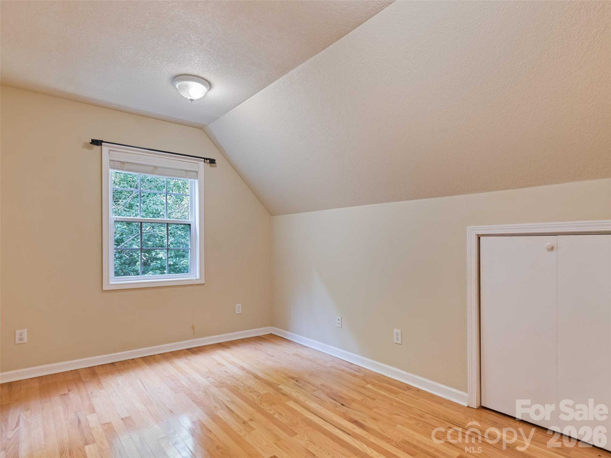 154 Presidential Drive Property Photo 33