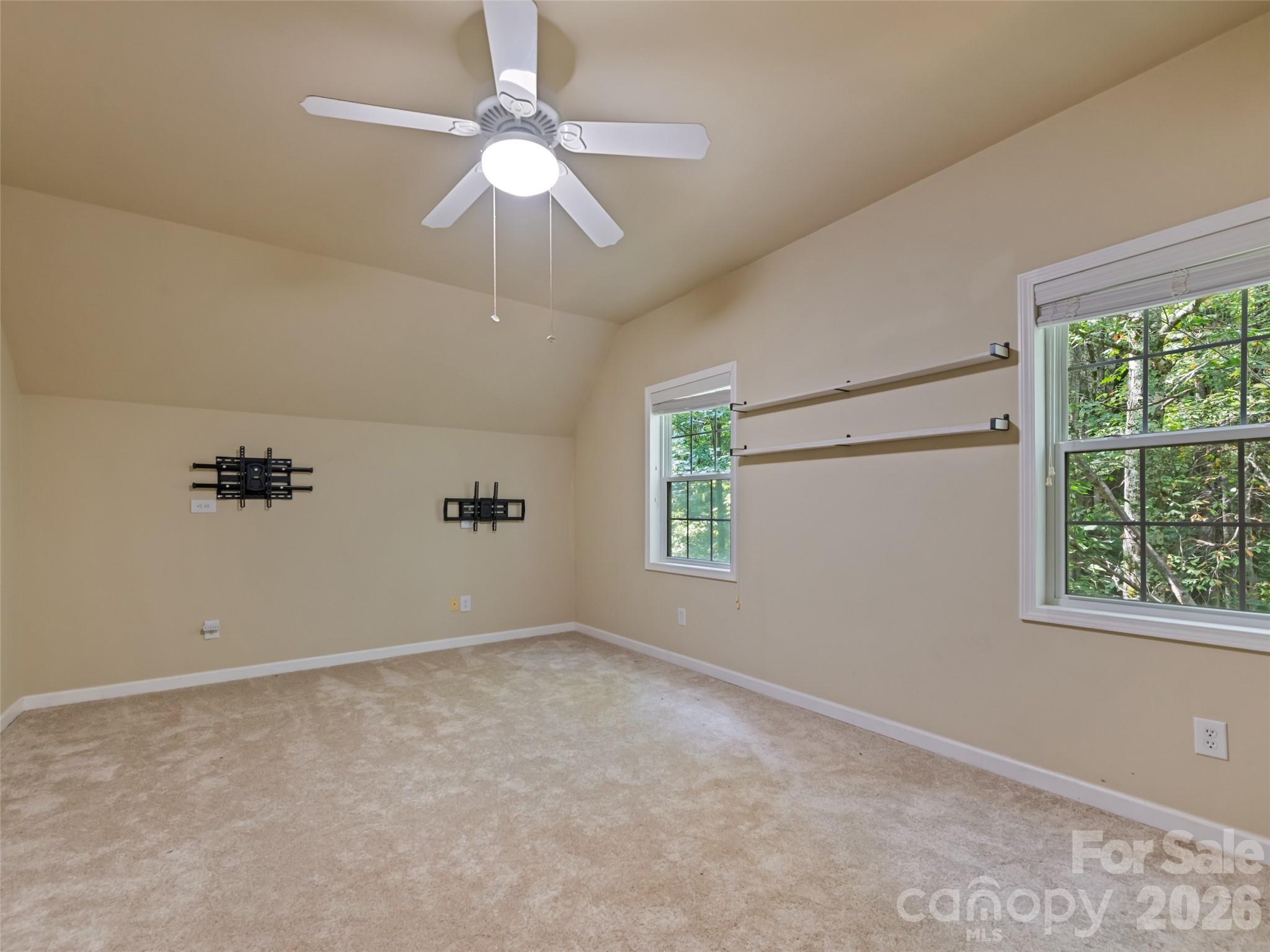 154 Presidential Drive Property Photo 38