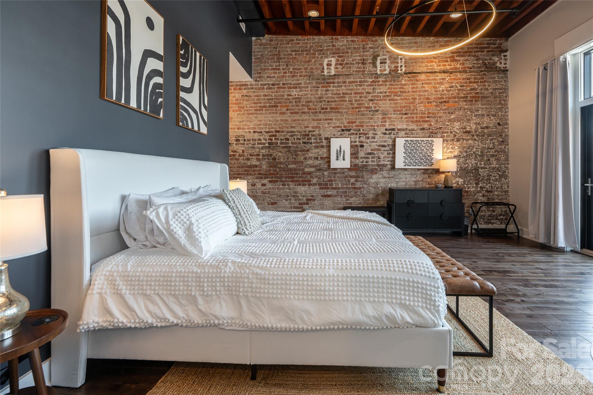 122 College Street 301 Property Photo 24