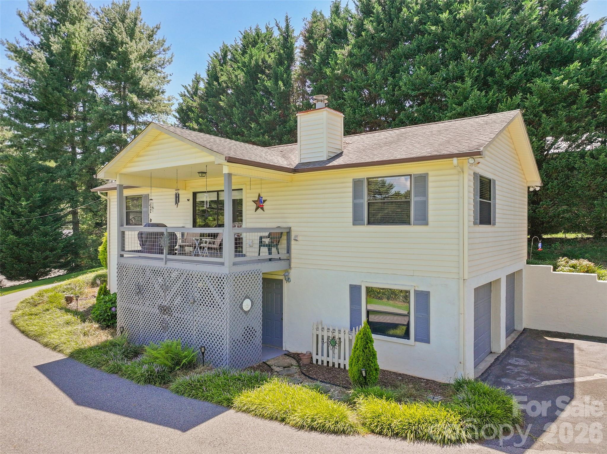 43 Thoren Court Property Photo 1