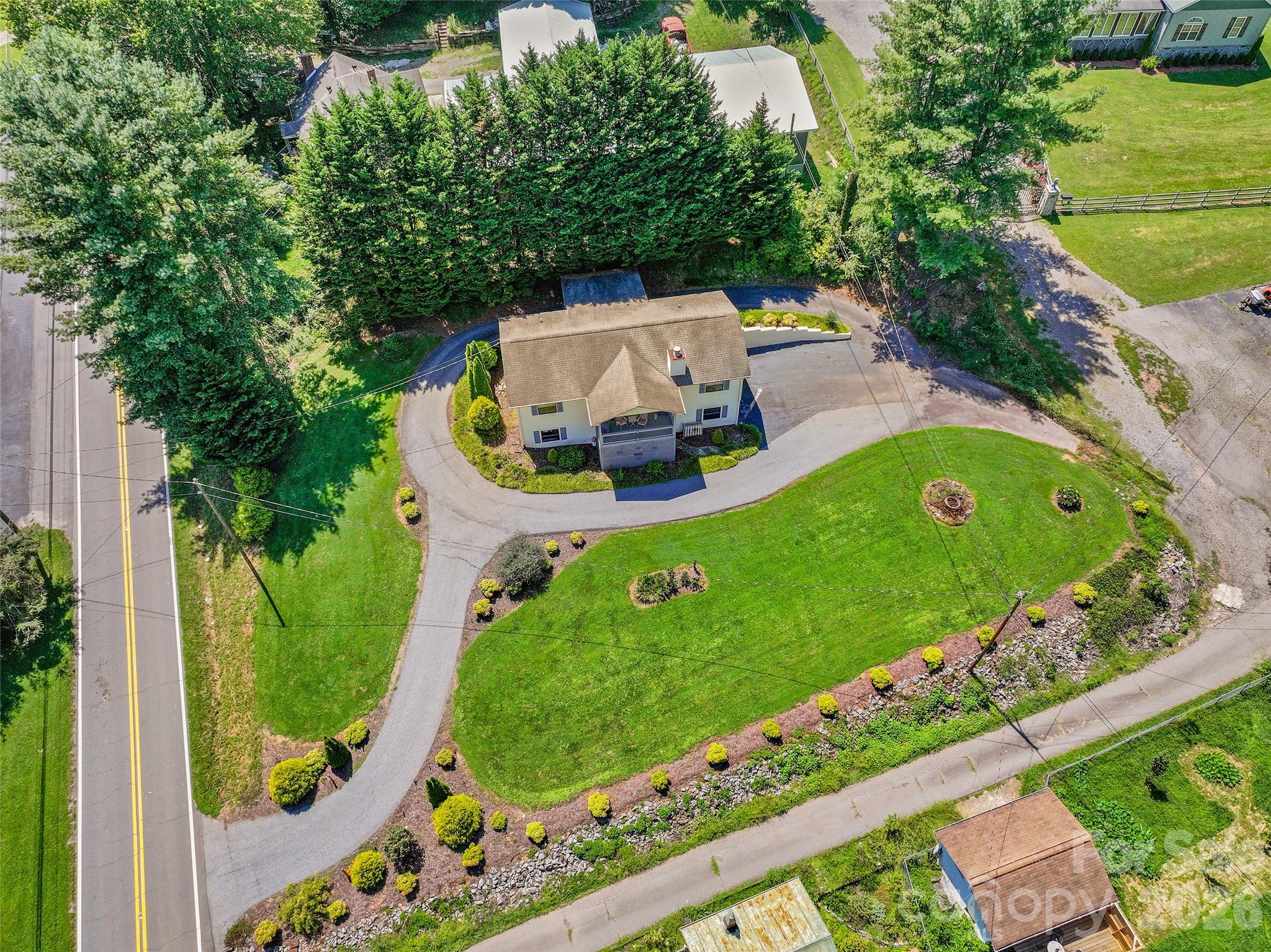 43 Thoren Court Property Photo 7