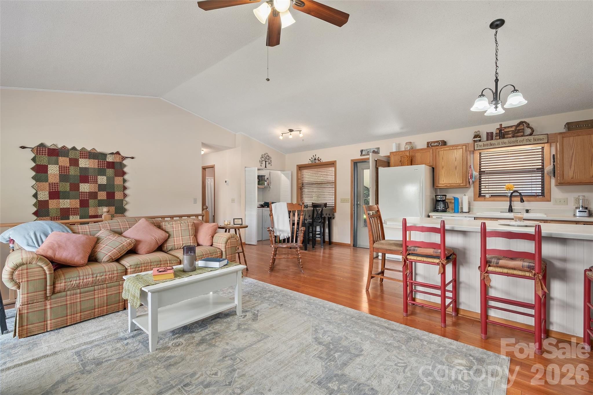 43 Thoren Court Property Photo 10