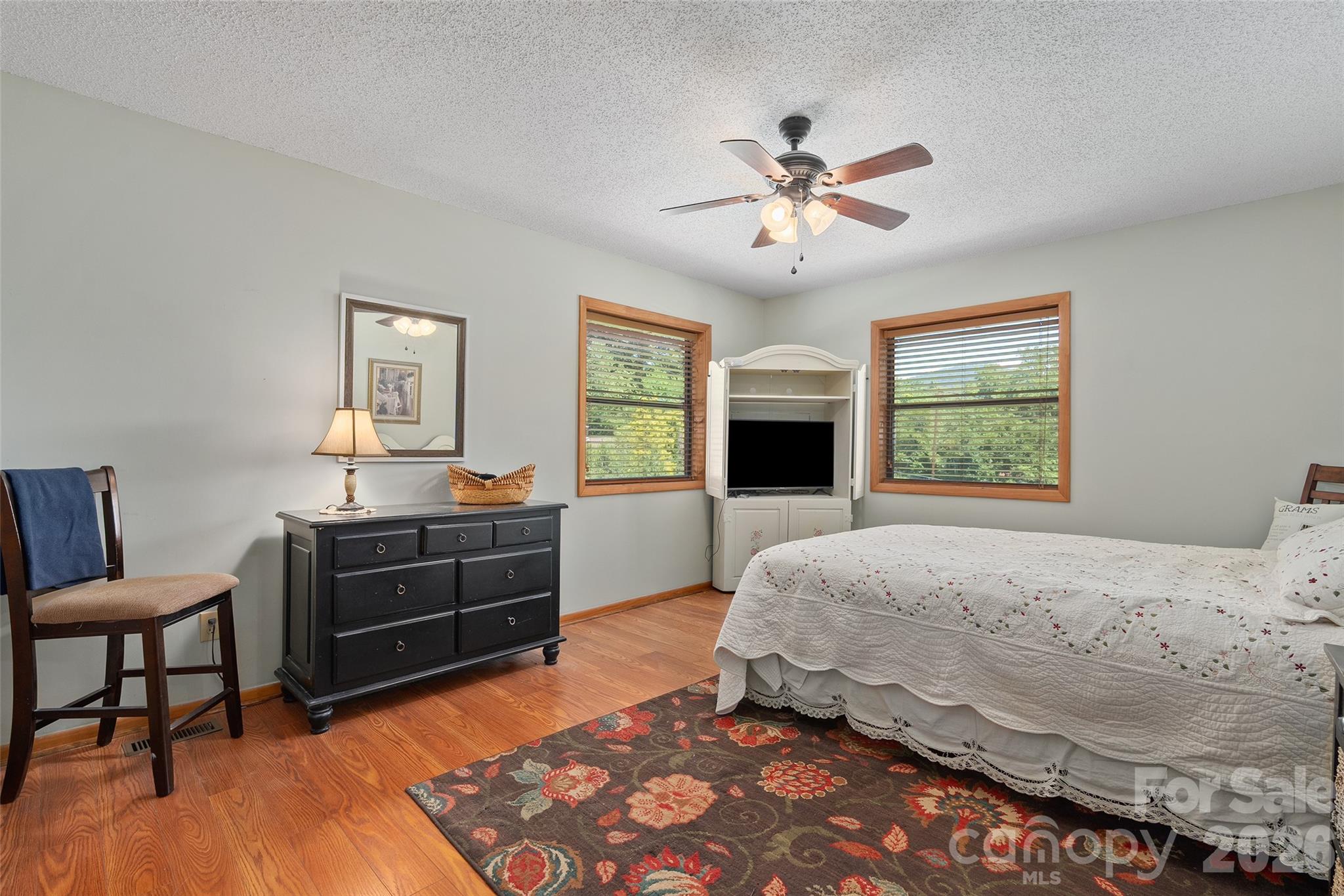 43 Thoren Court Property Photo 19