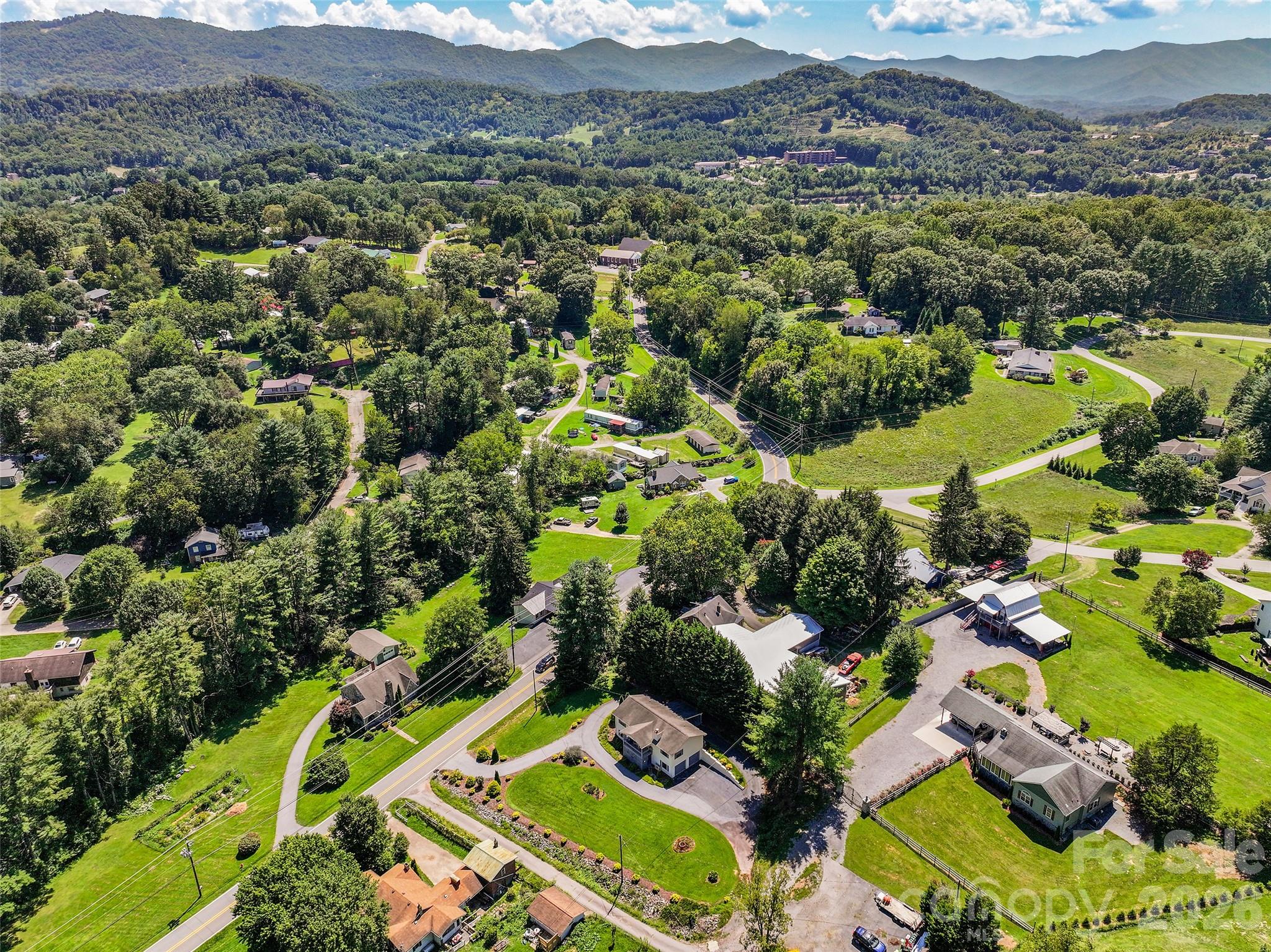 43 Thoren Court Property Photo 29