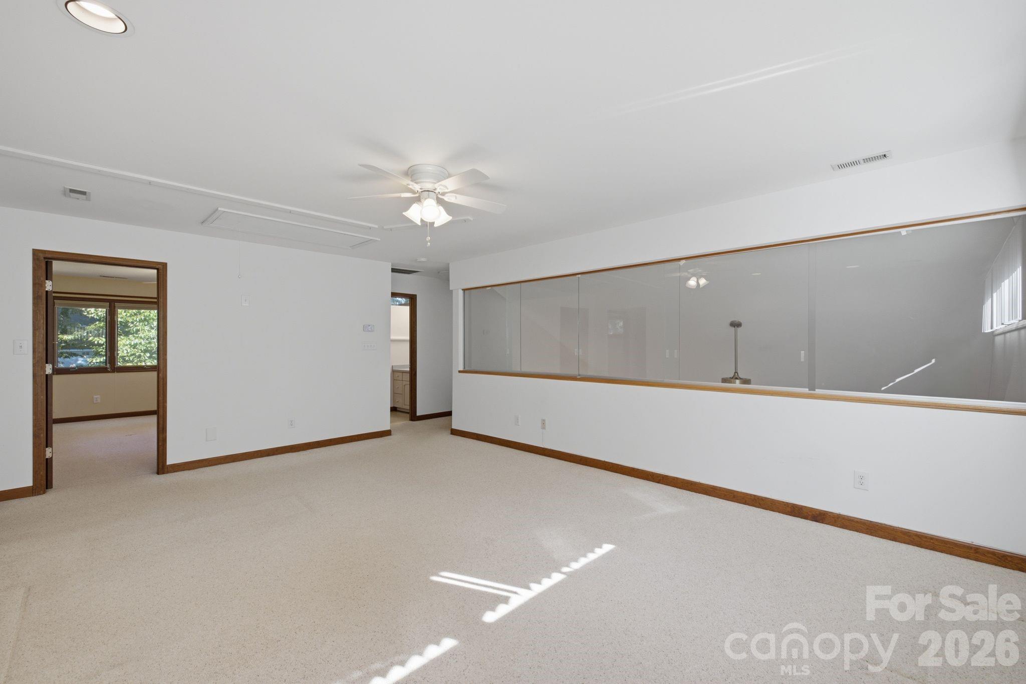 125 Misty Cove Lane Property Photo 11