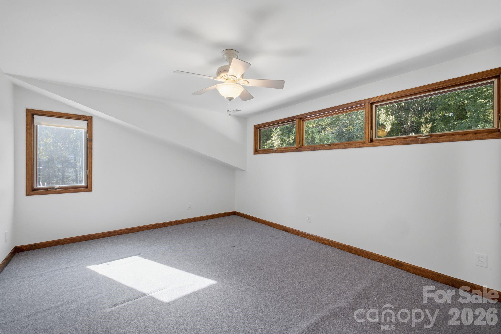 125 Misty Cove Lane Property Photo 15