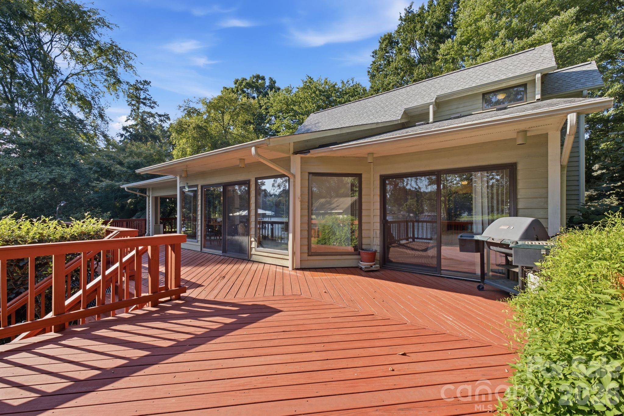 125 Misty Cove Lane Property Photo 20