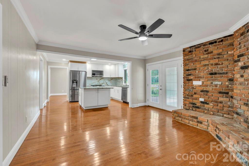 490 Morehead Road Property Photo 14