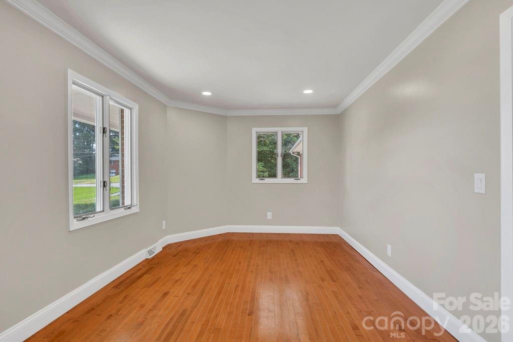 490 Morehead Road Property Photo 27