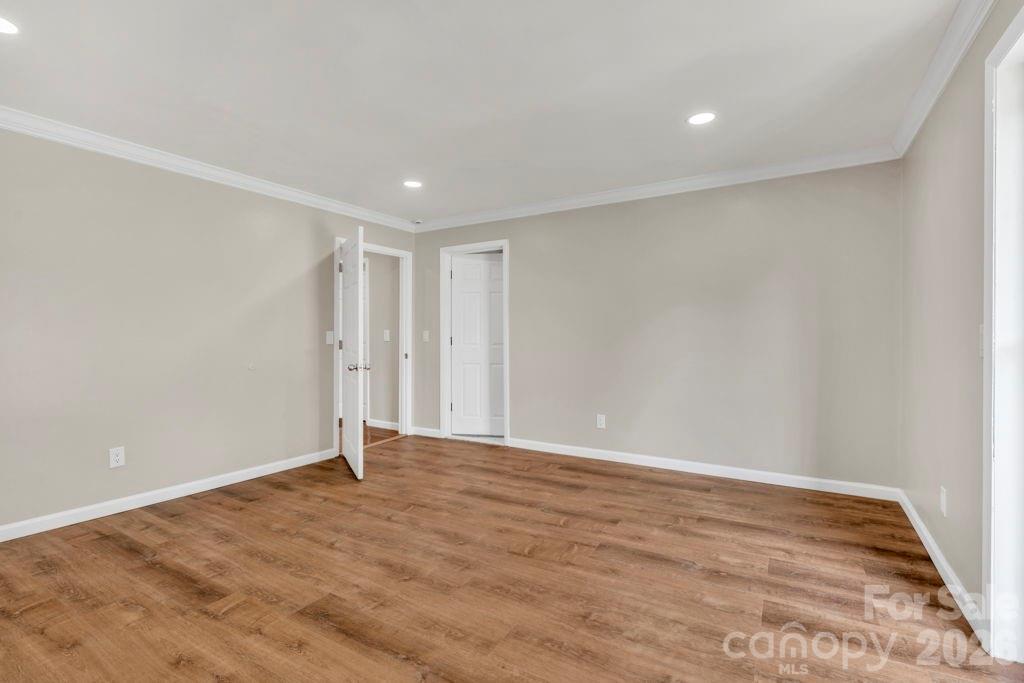 490 Morehead Road Property Photo 29