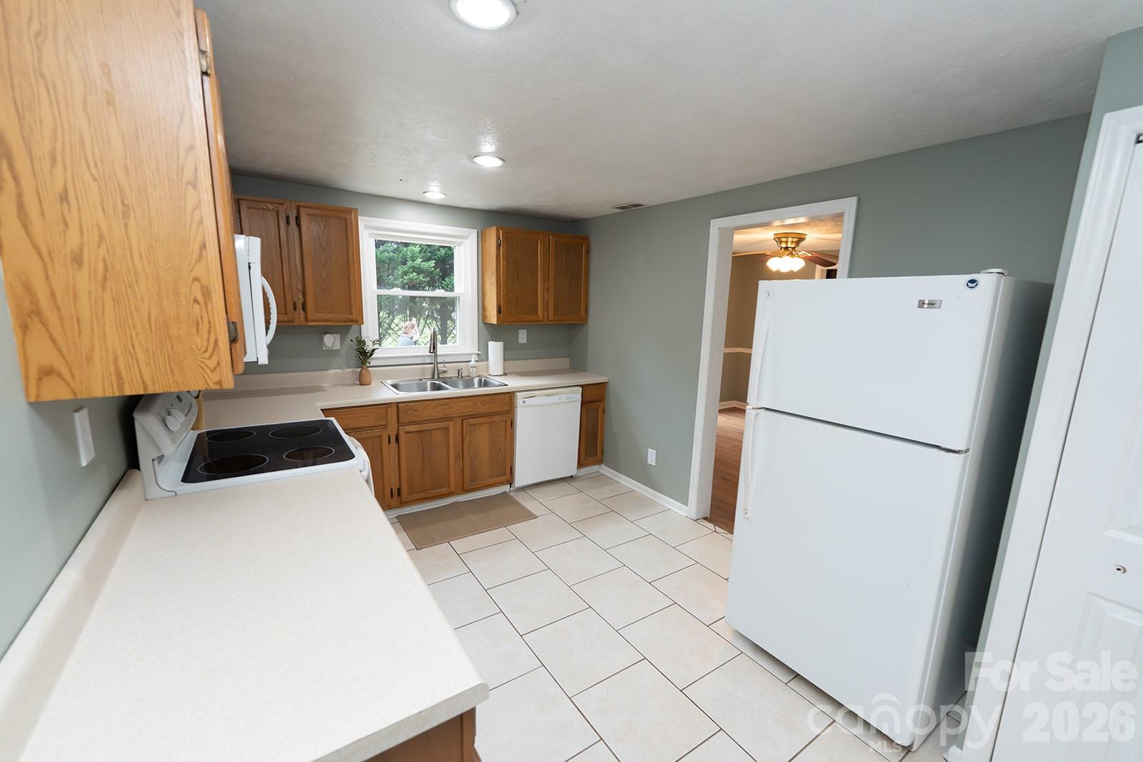 4170 Duff Drive Property Photo 9