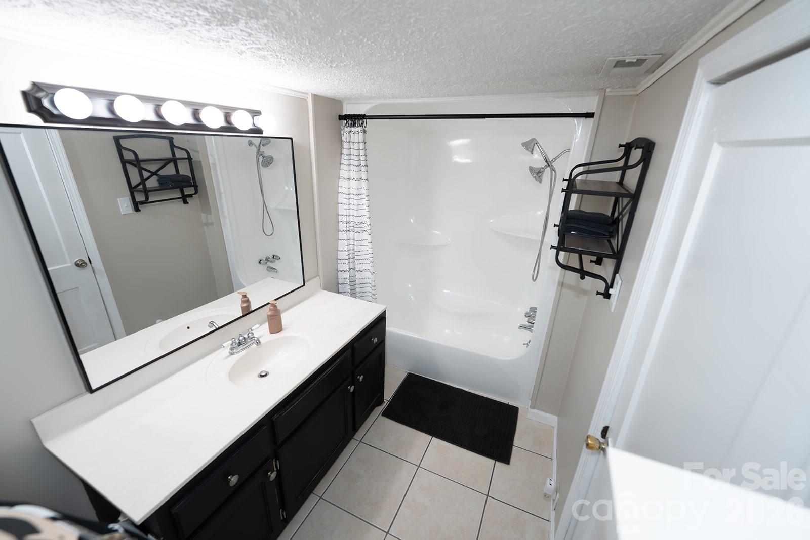 4170 Duff Drive Property Photo 16