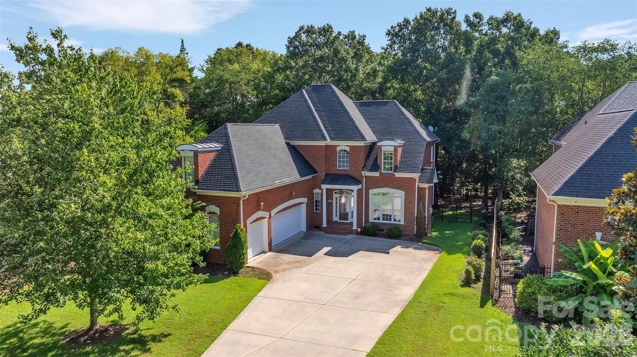 4995 Rea Road Property Photo 2