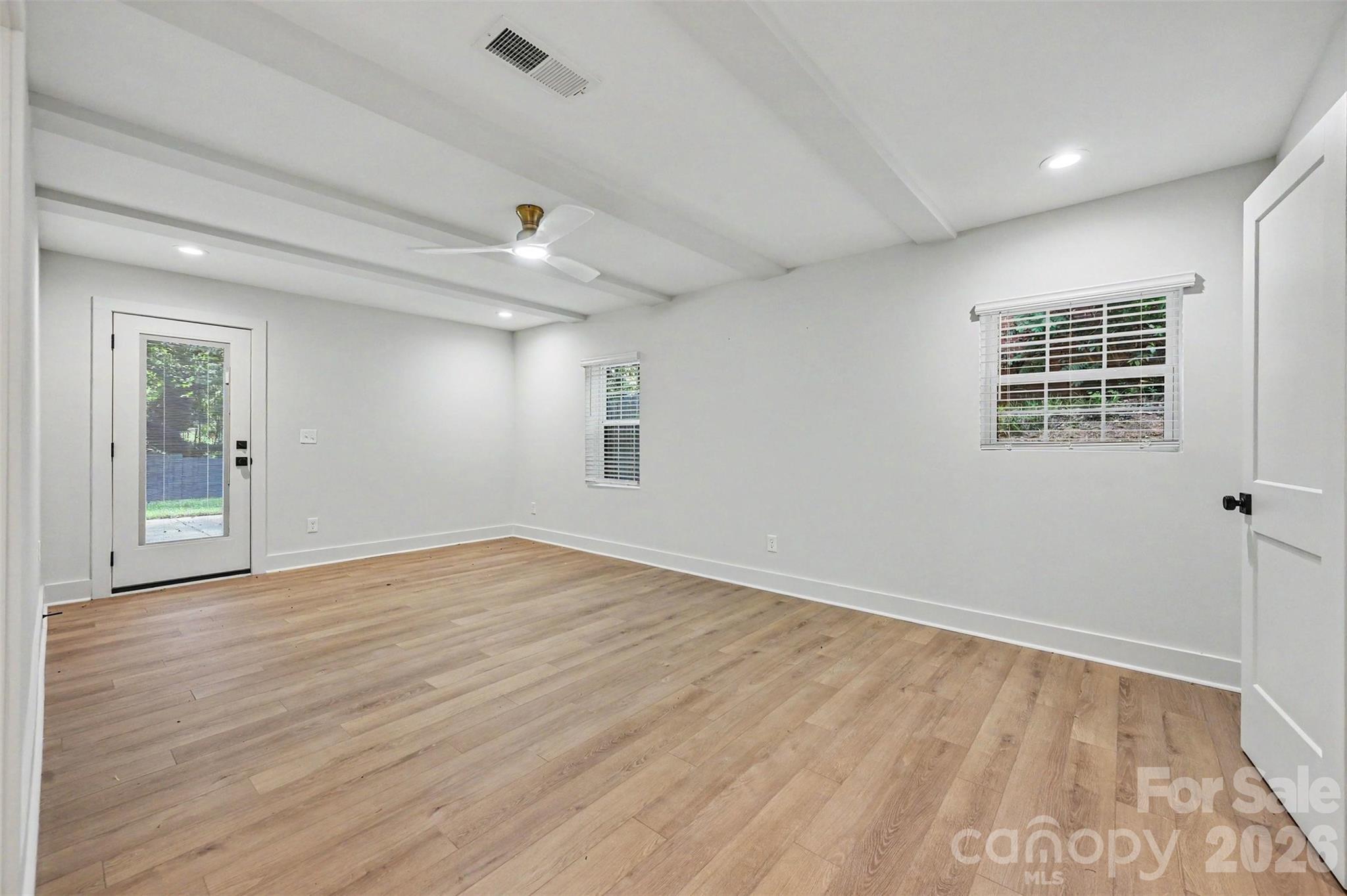 2000 Kilborne Drive Property Photo 28