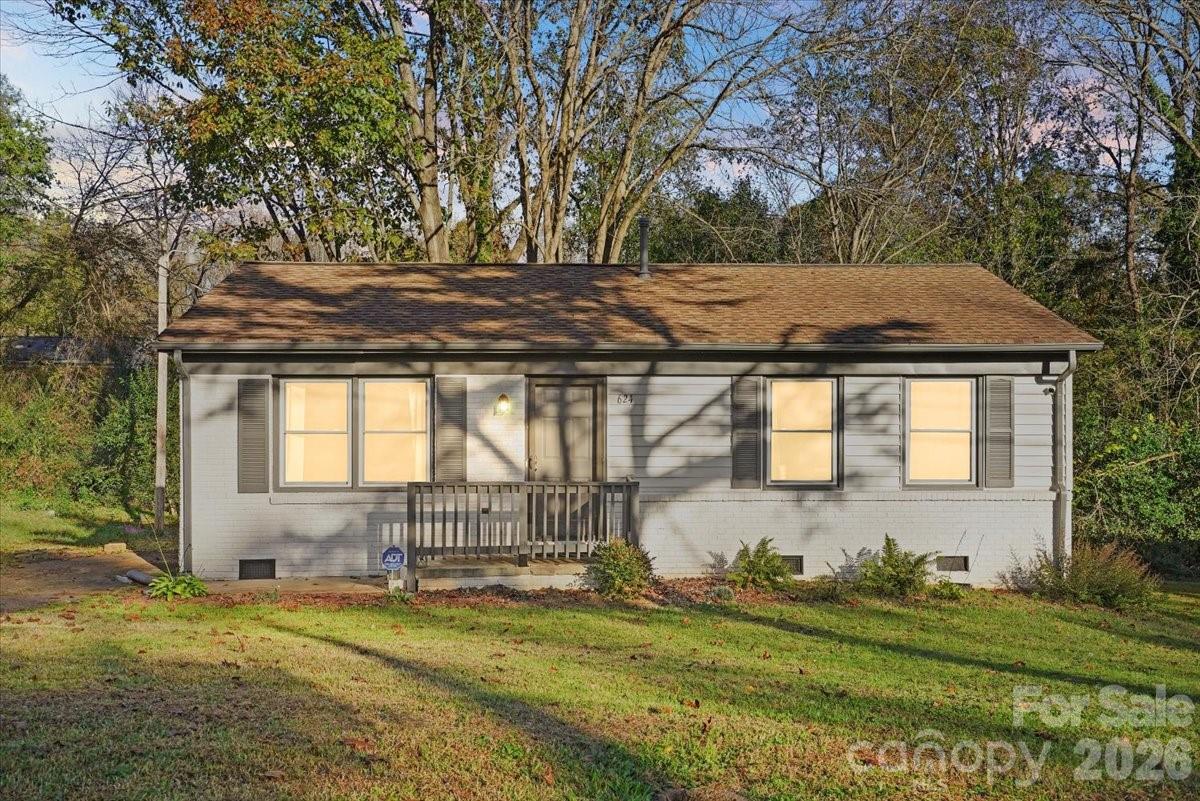 624 Dundeen Drive Property Photo 16